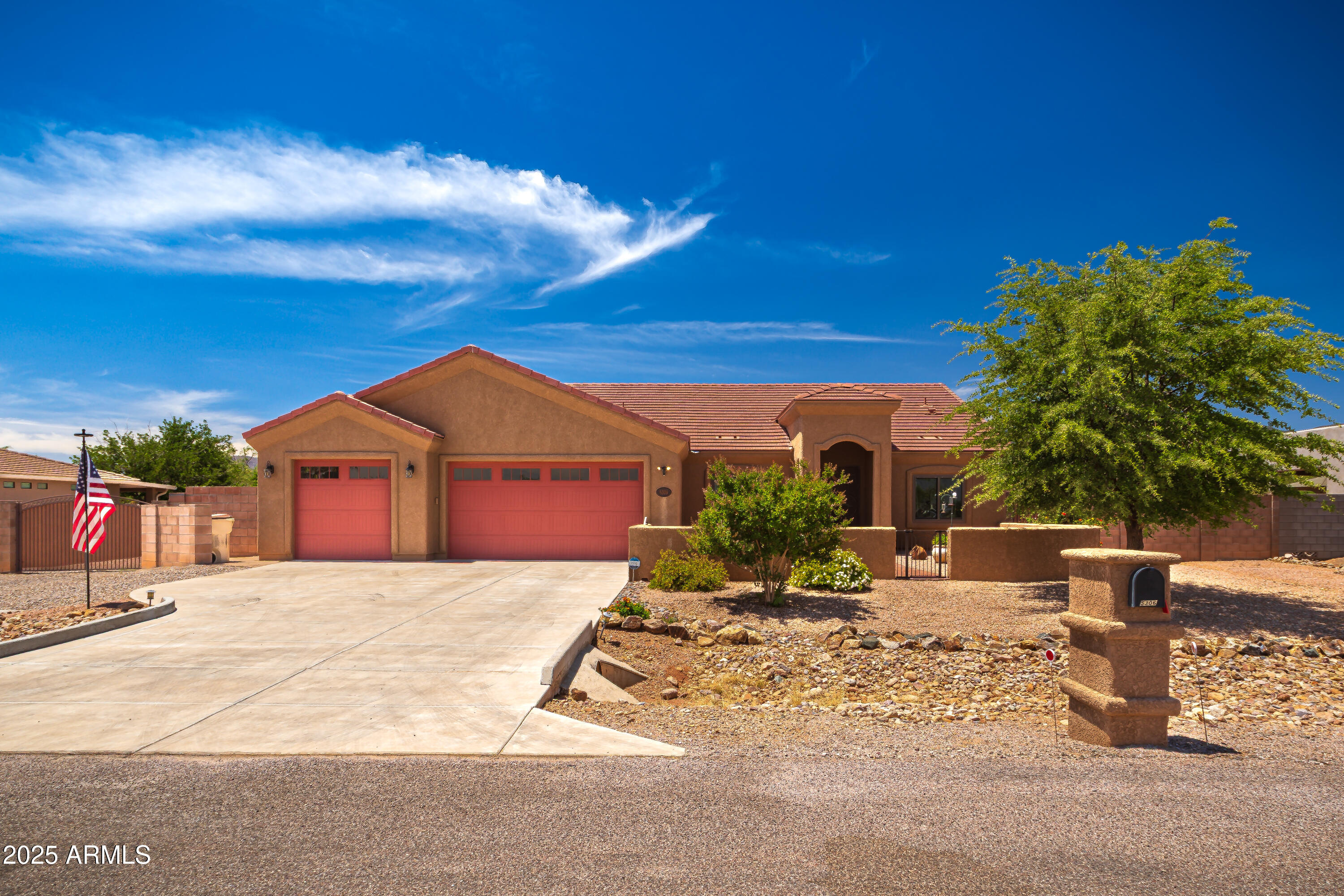 5306 E Desert Spoon Drive Property Photo 1