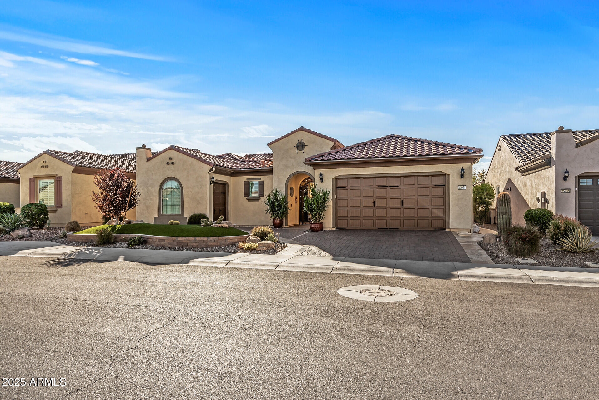 25971 W Taro Drive Property Photo 1