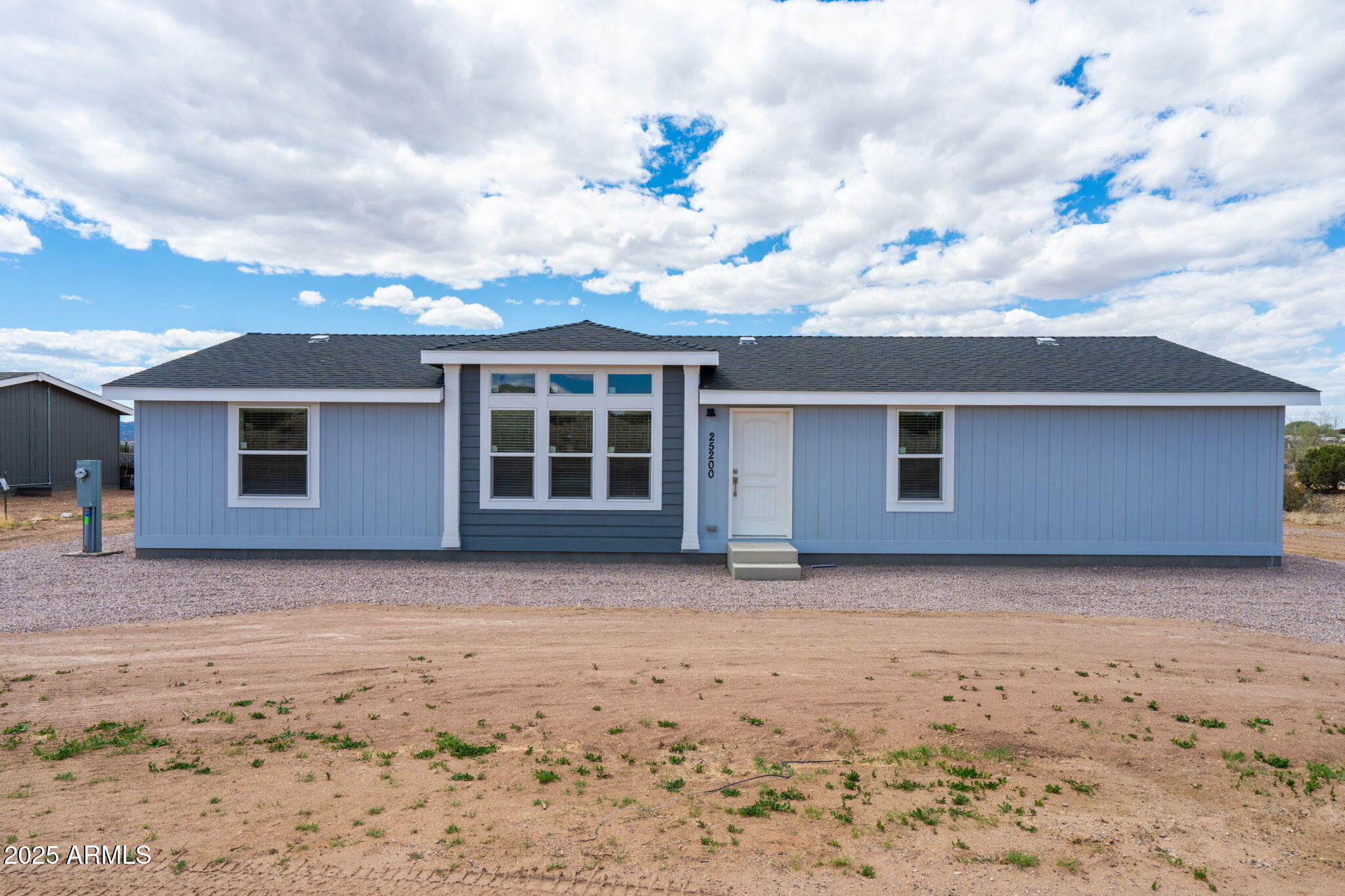25200 N Enid Drive Property Photo 1