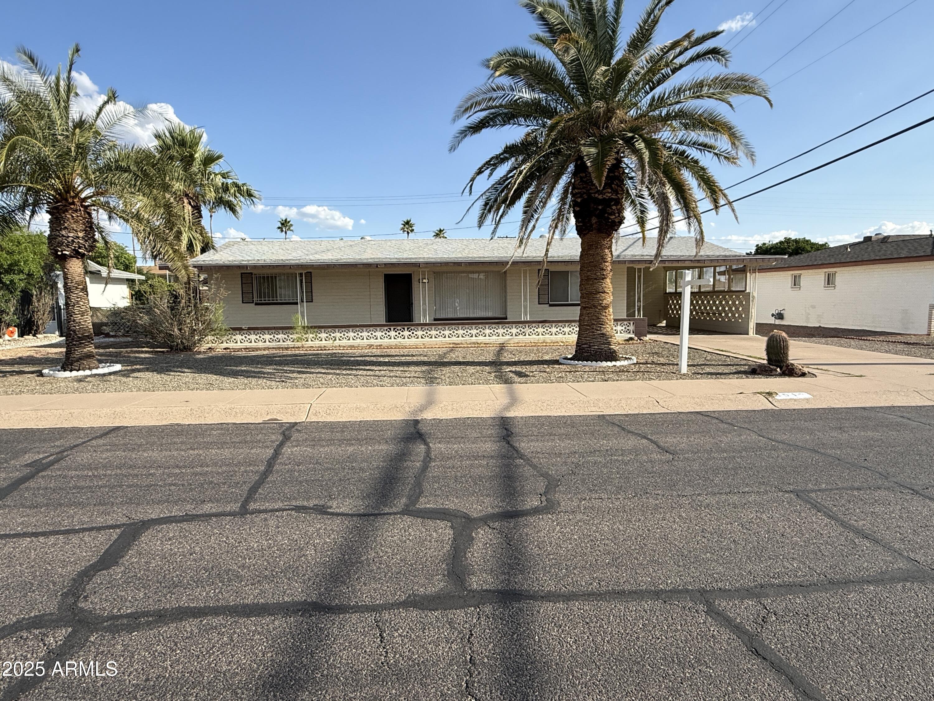 5517 E BOISE Street Property Photo 1