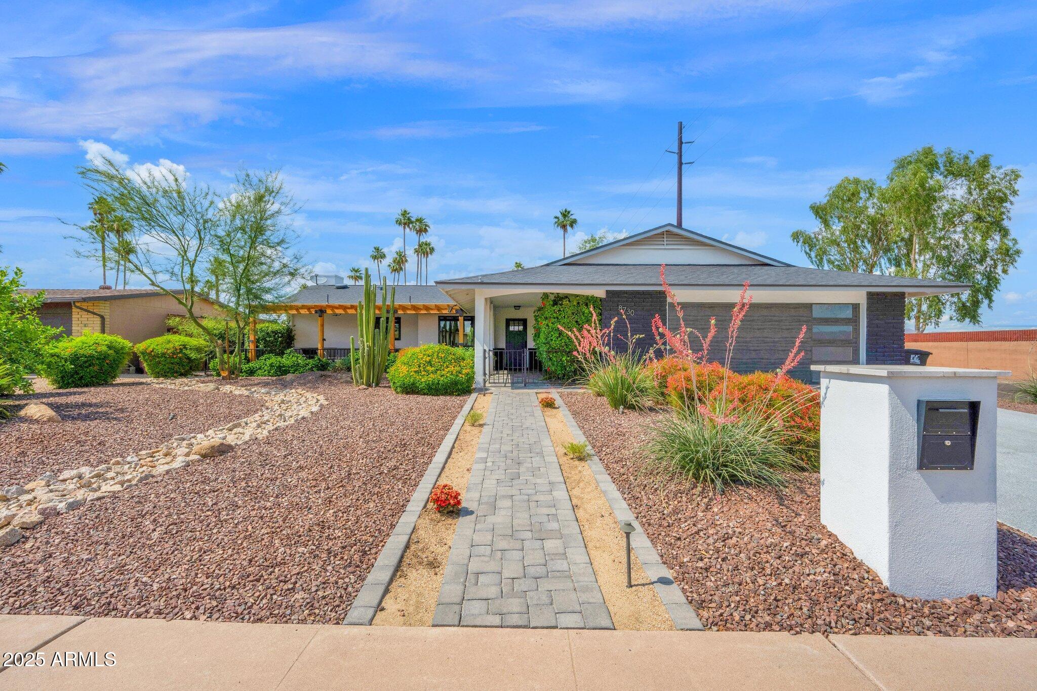 8730 E Montecito Avenue Property Photo 1