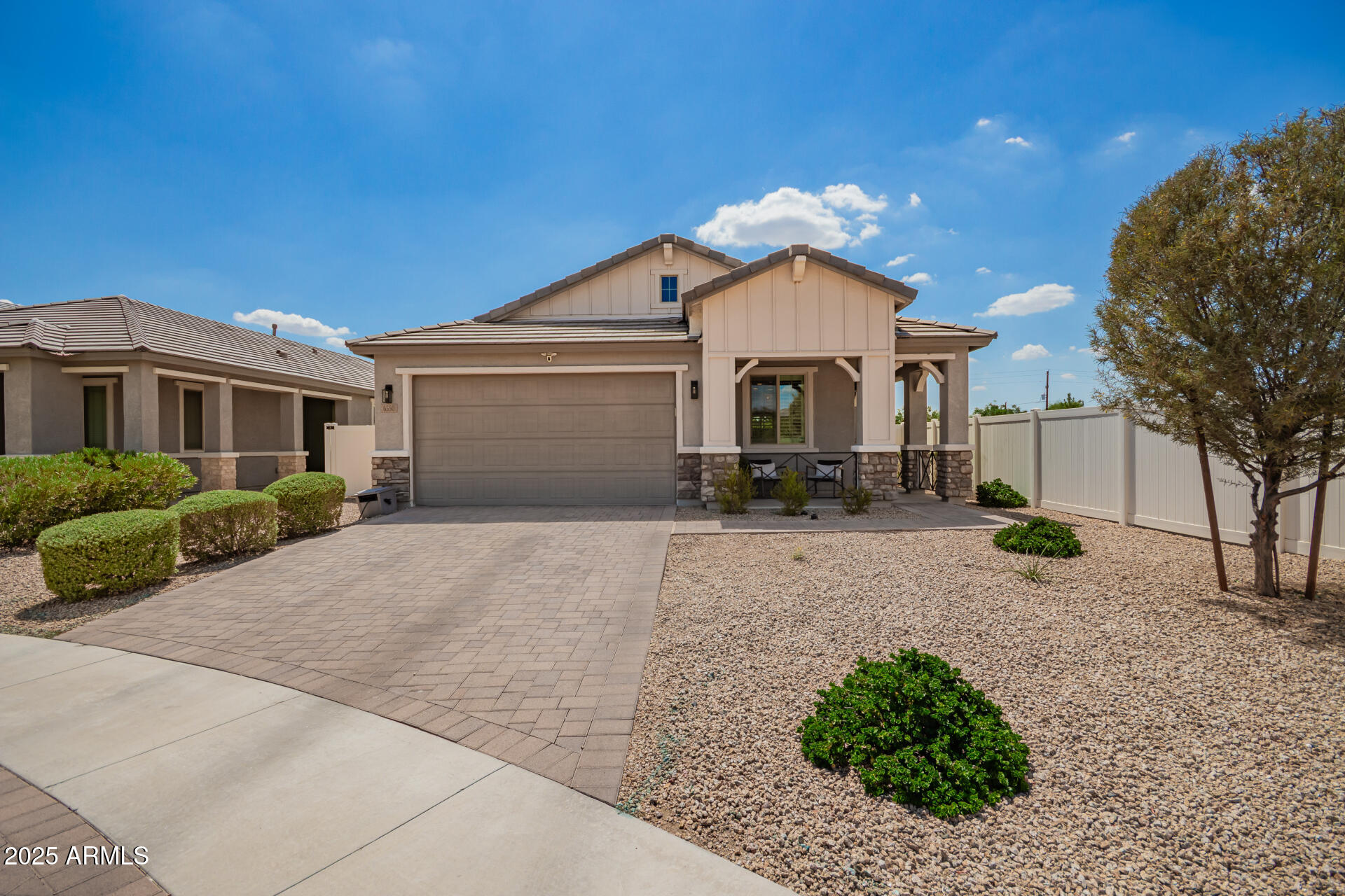 6550 S 24th Place Property Photo 1