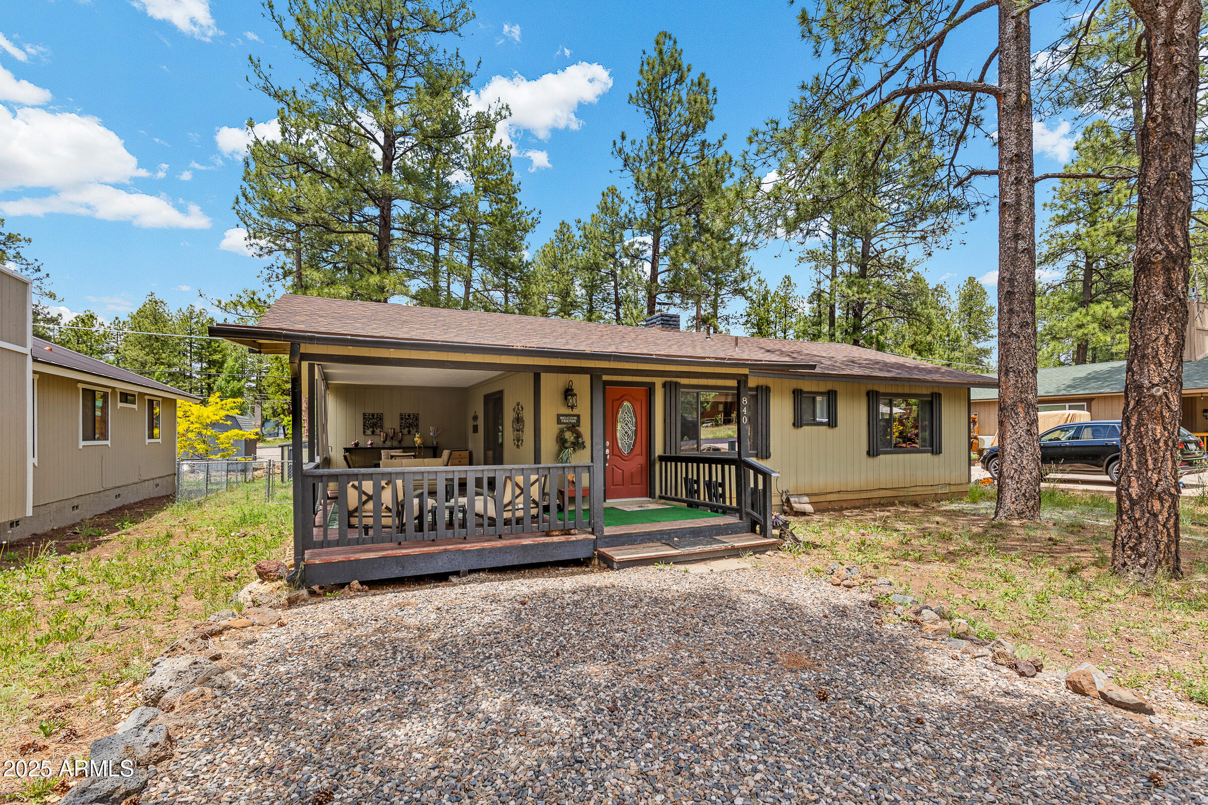 840 E Caribou Road Property Photo 1