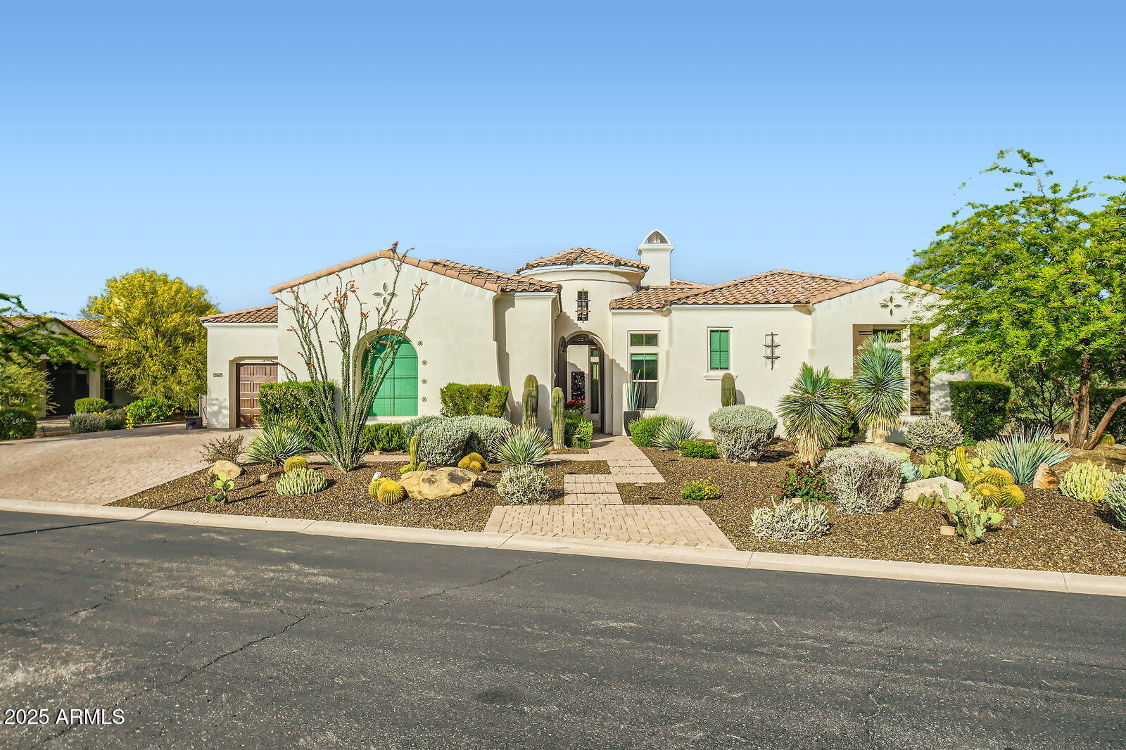 28609 N Cottonwood Basin Drive Property Photo 1