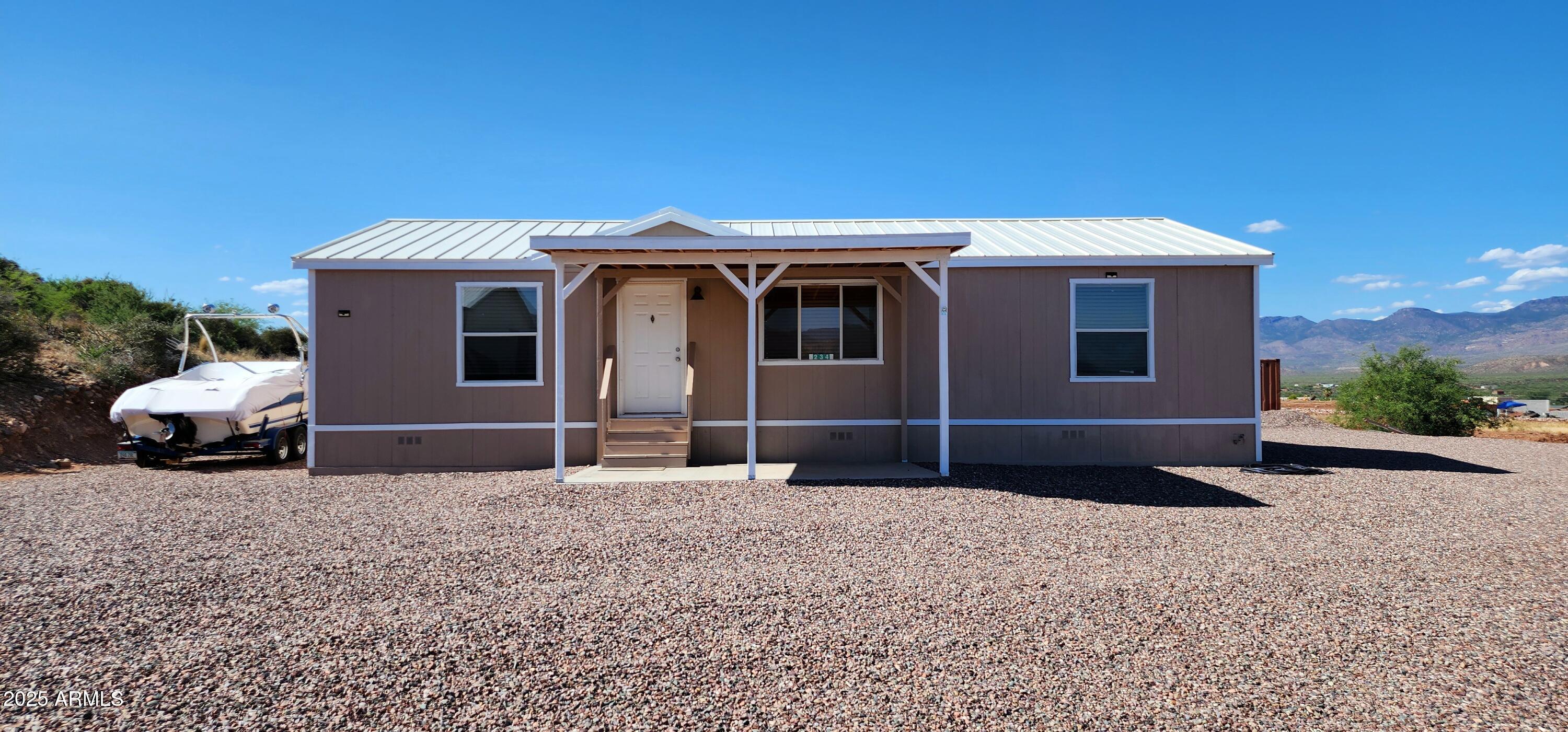 234 W Lone Ranger Trail Property Photo 1