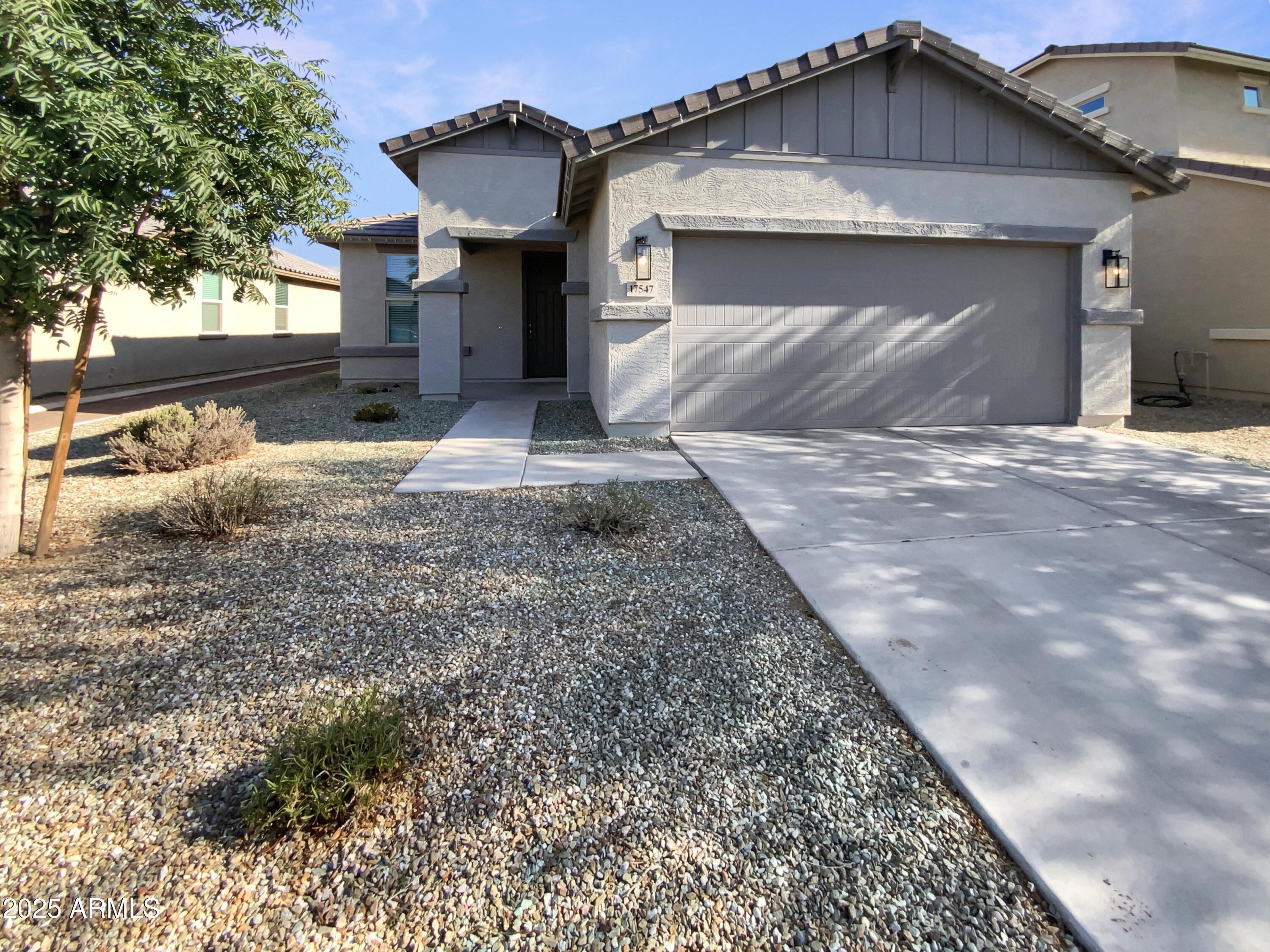 17547 W Monte Lindo Lane Property Photo 1
