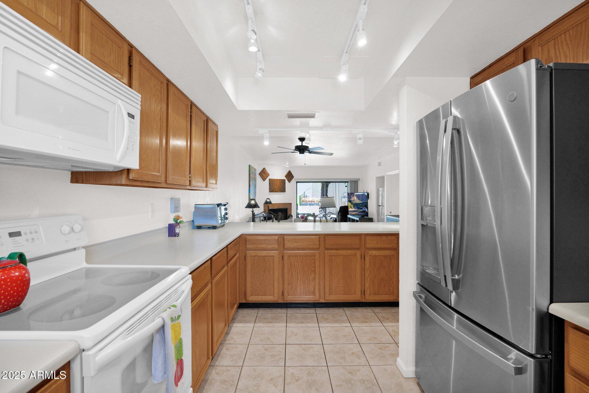 8651 E Royal Palm Road Property Photo 11
