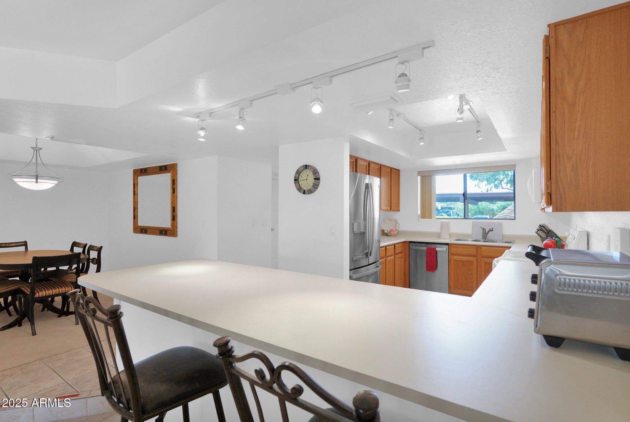 8651 E Royal Palm Road Property Photo 14