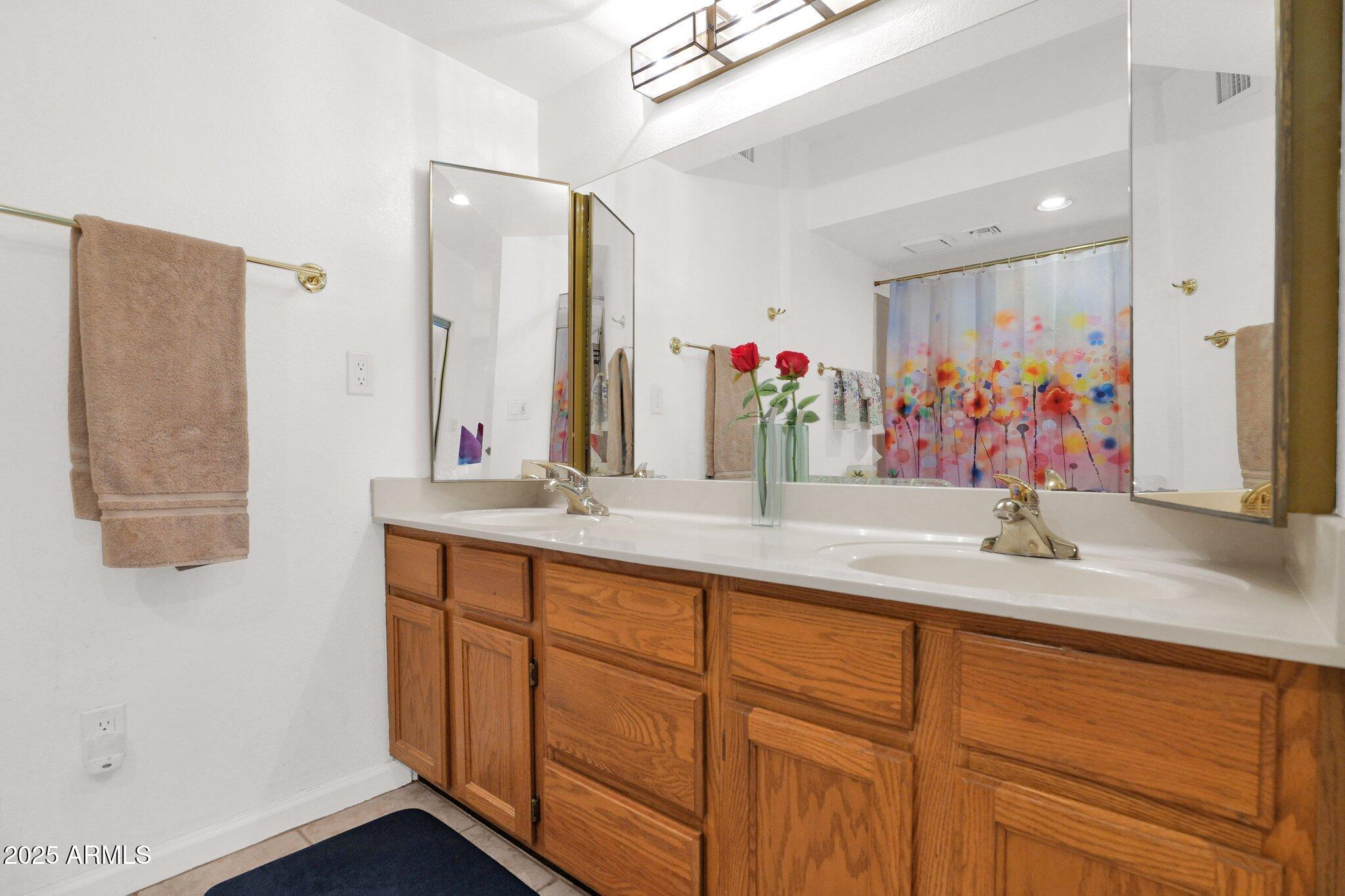 8651 E Royal Palm Road Property Photo 18