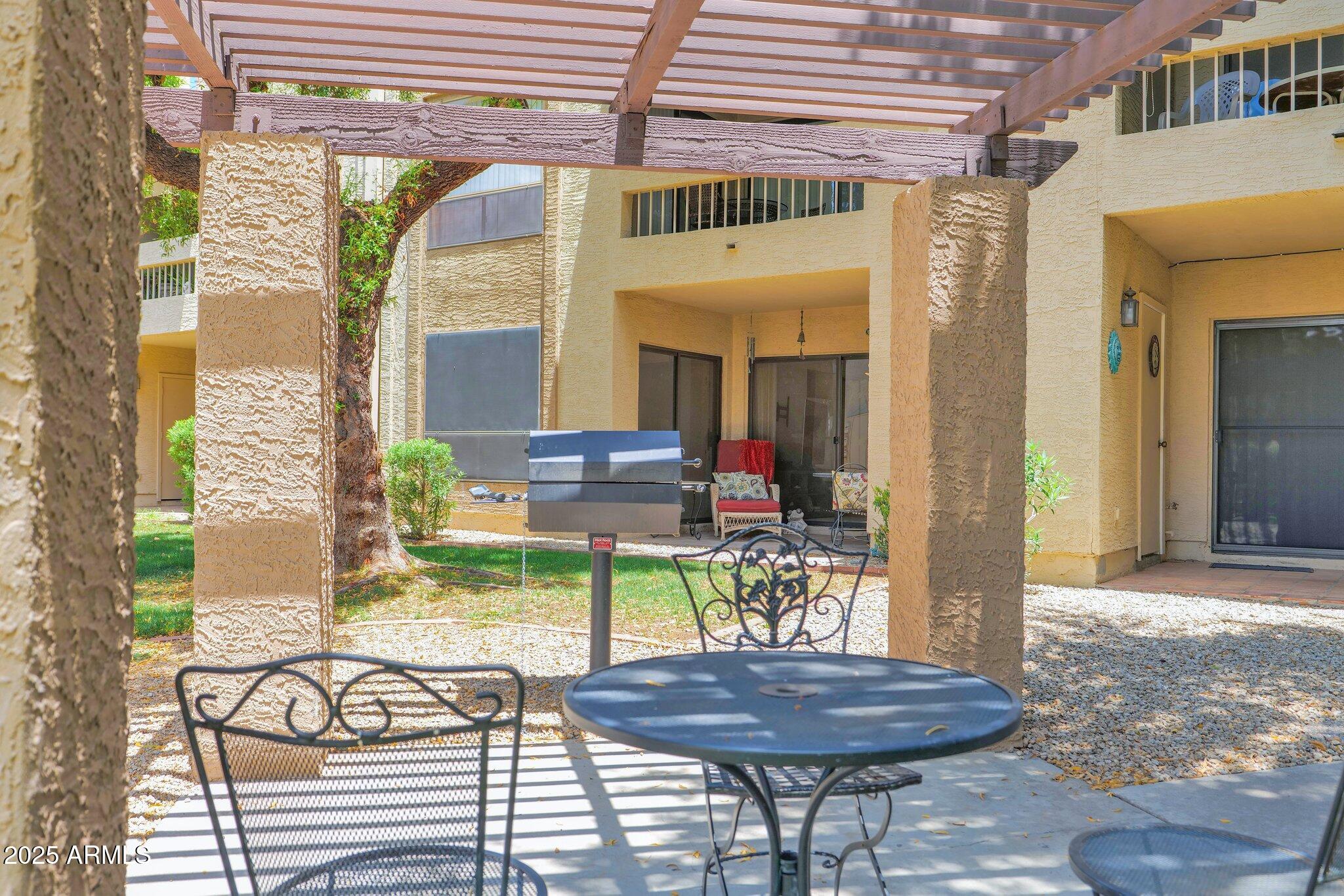 8651 E Royal Palm Road Property Photo 22