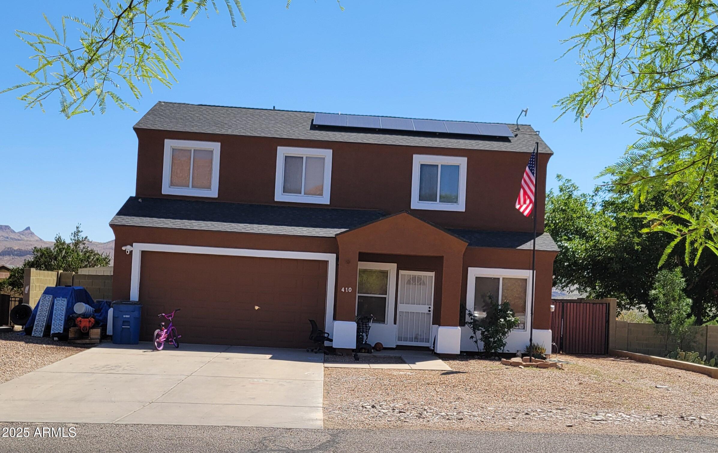 410 W Highlands Drive Property Photo 1