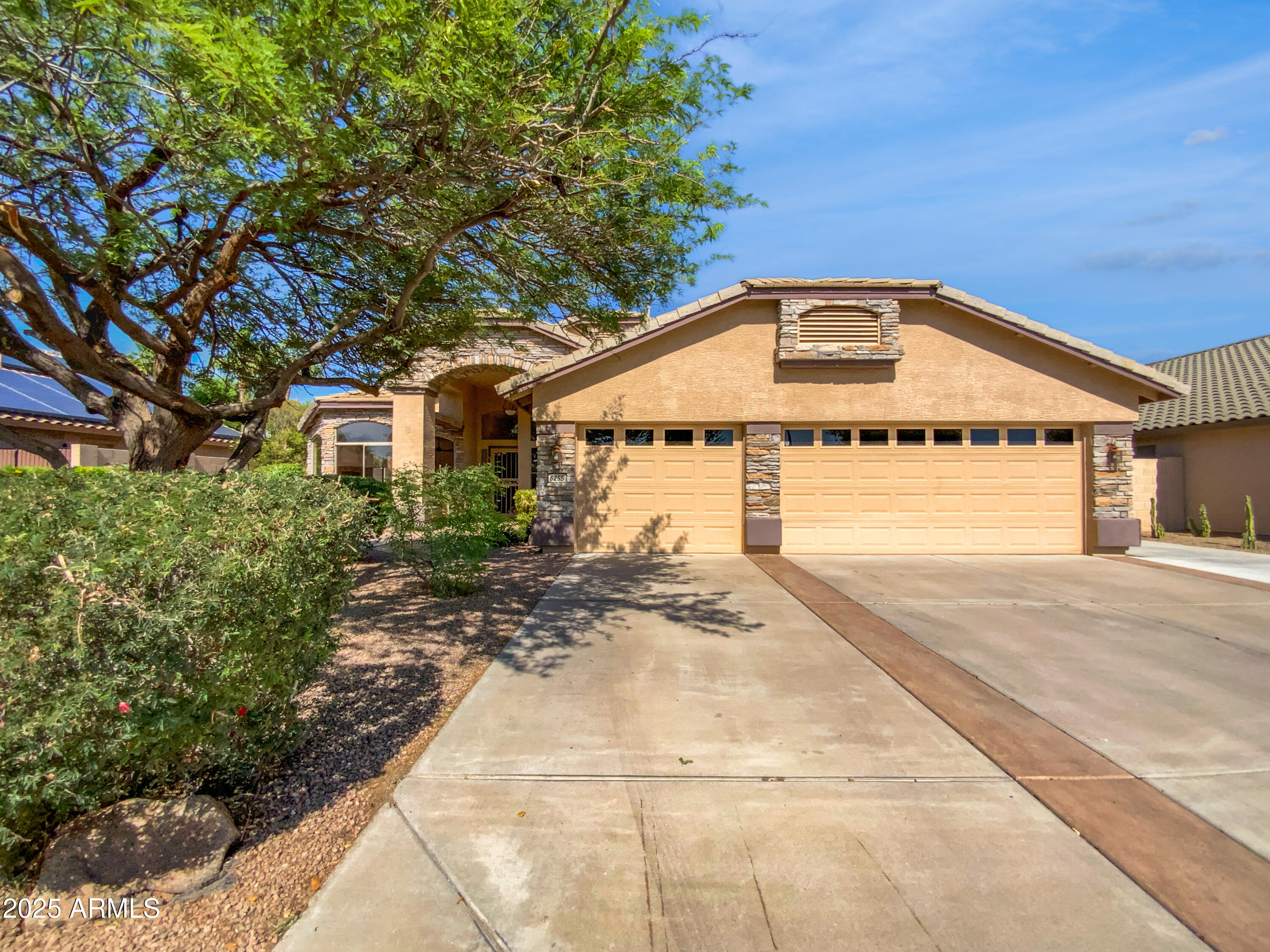 6255 S Opal Drive Property Photo 1