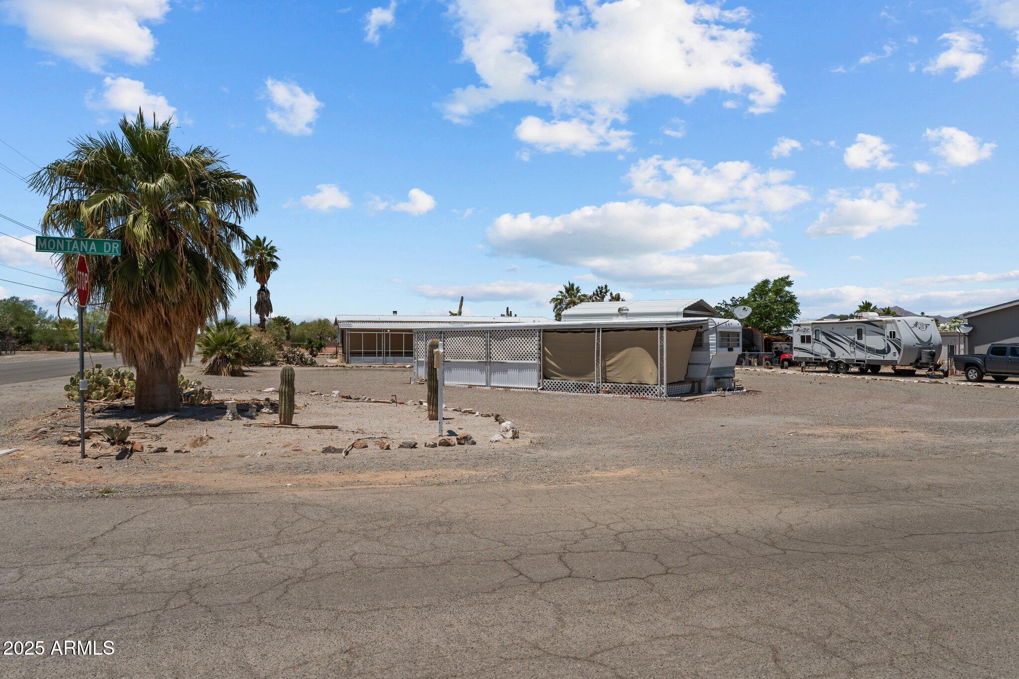 39984 Montana Drive Property Photo 1