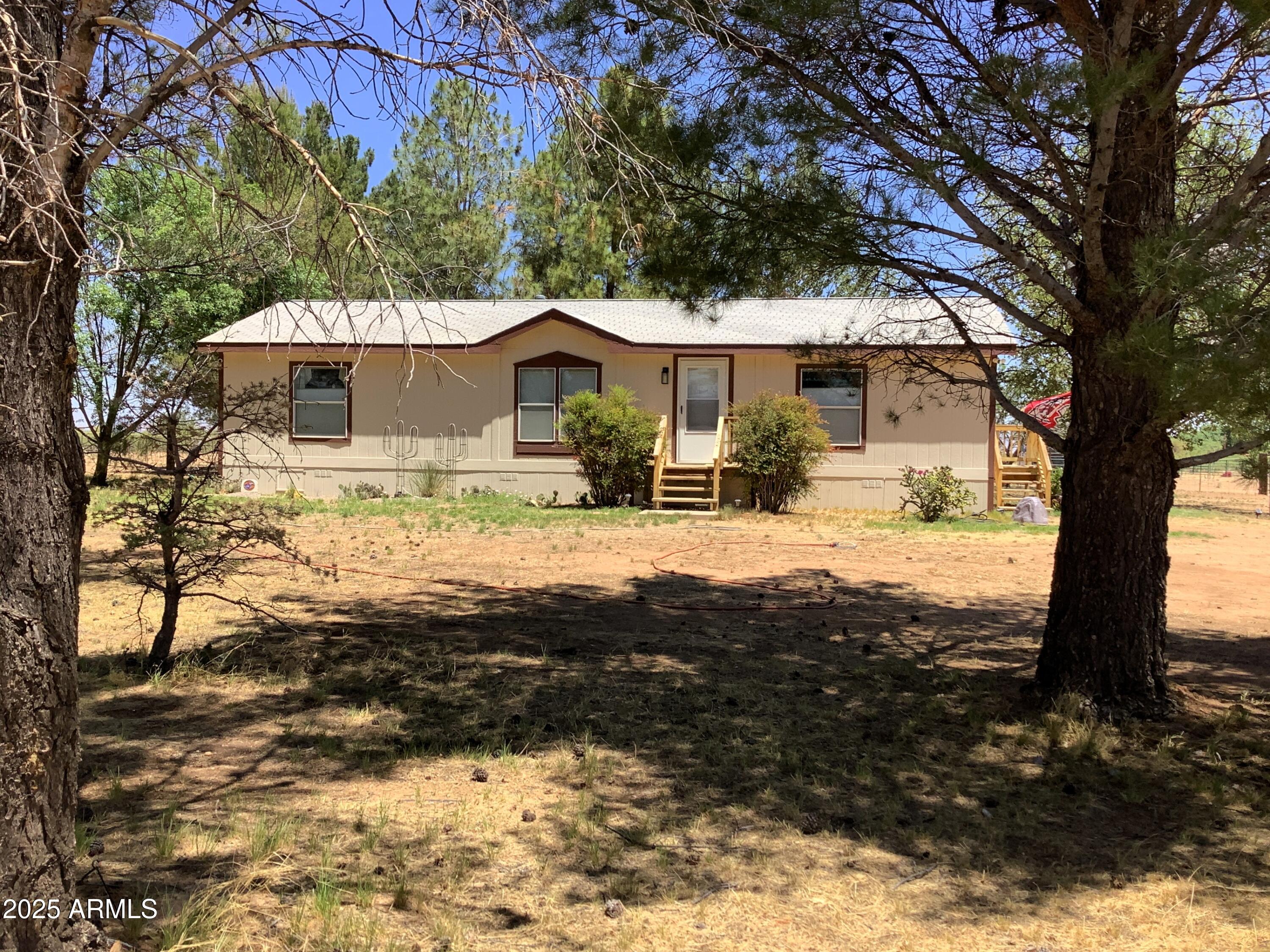 311 W Kaibab Way Property Photo 1