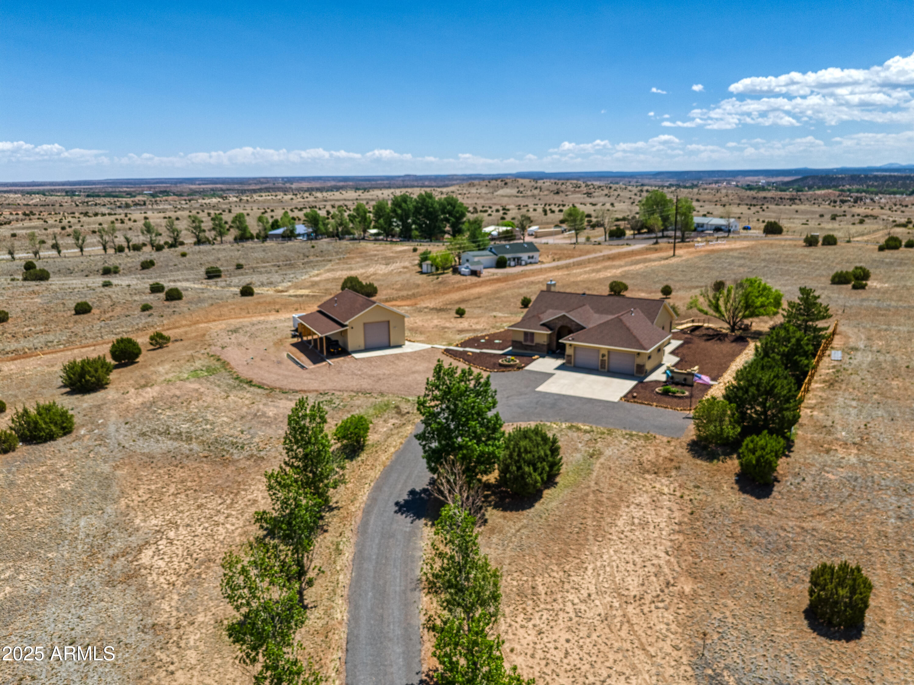 1420 S Haystack Road Property Photo 1