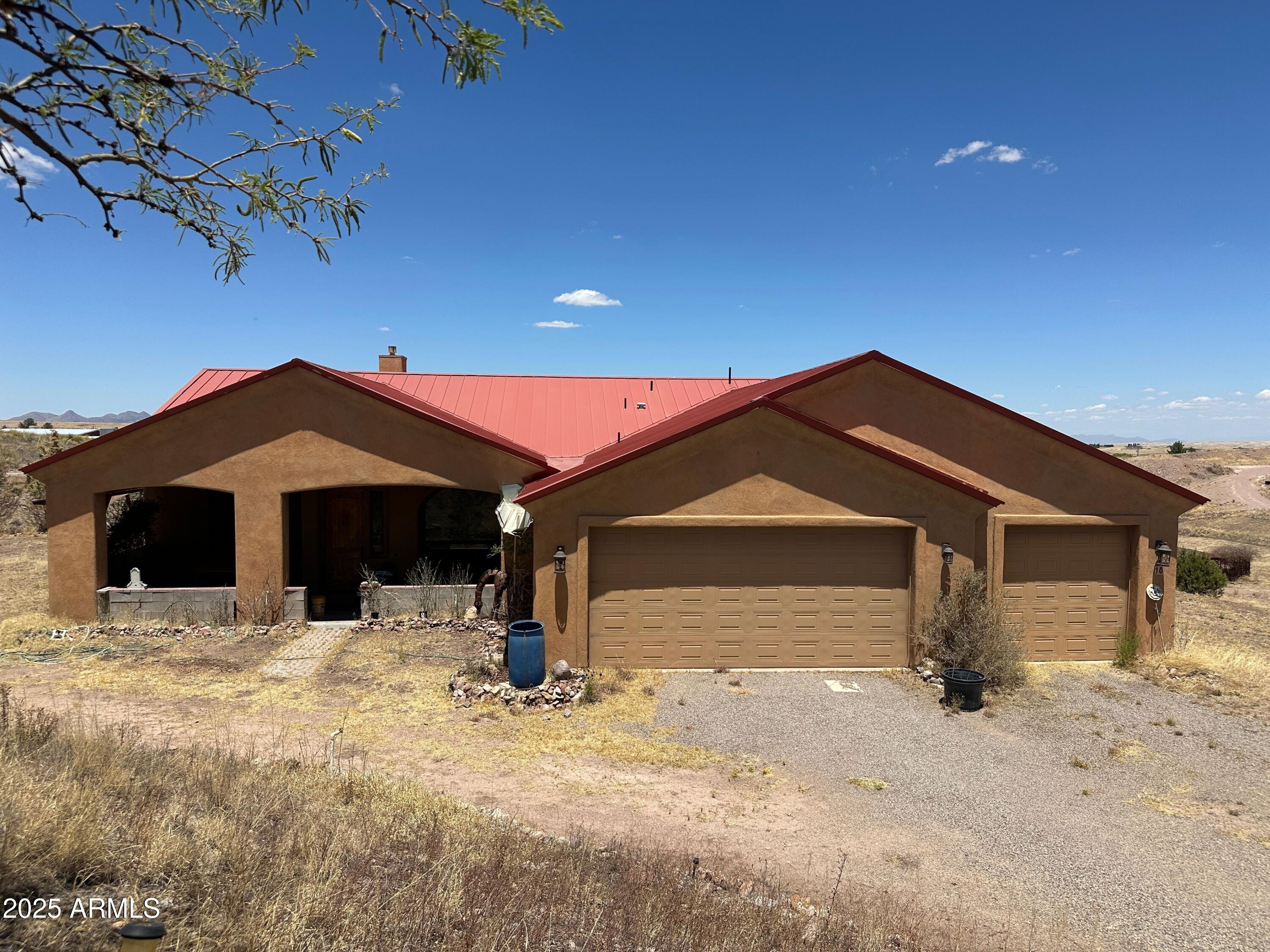 16 Lariat Trail Property Photo 1