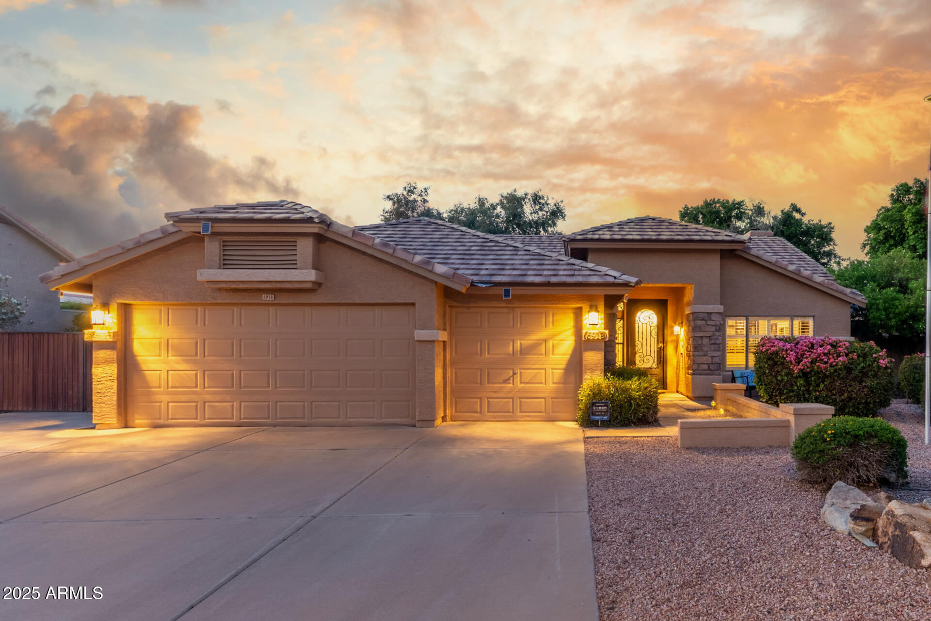 6918 W Villa Hermosa W Property Photo 1
