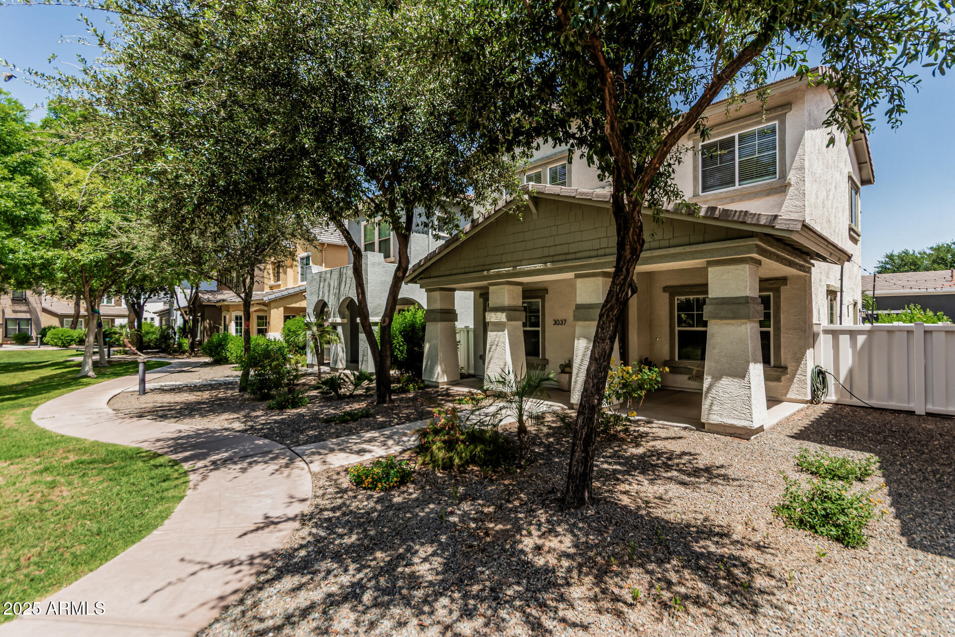 3037 E HOBART Street