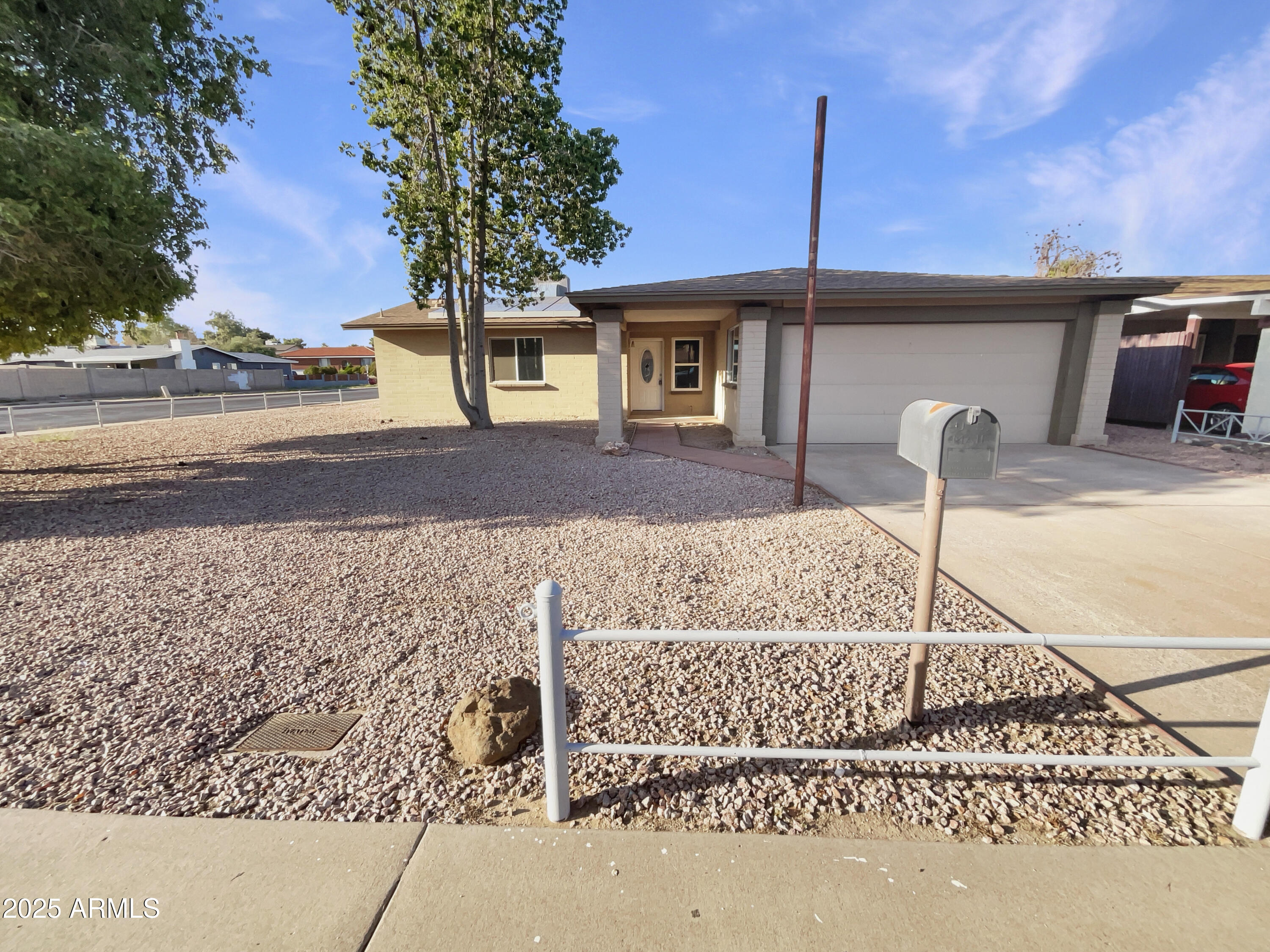 1105 W Anderson Drive Property Photo 1