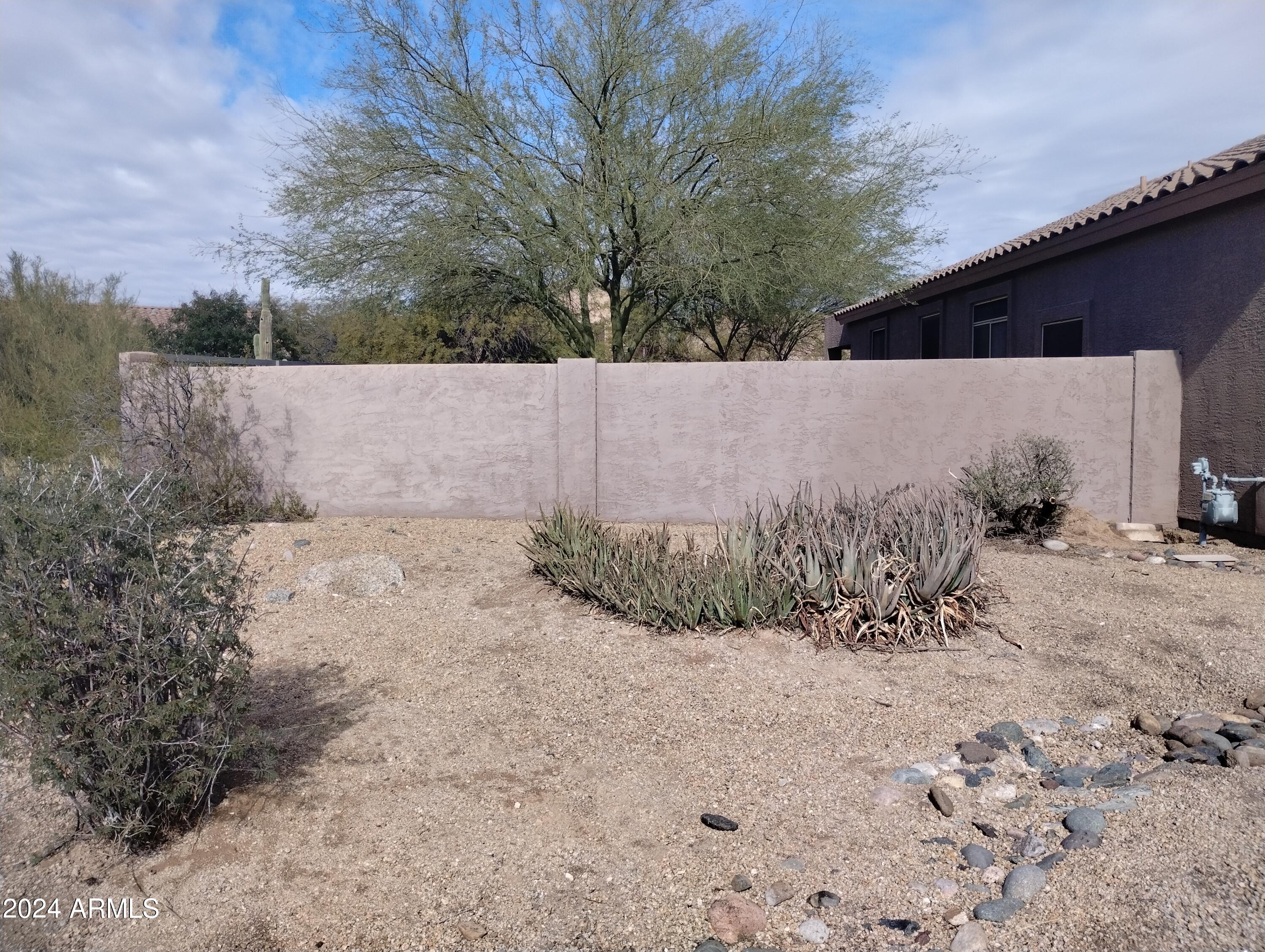 7644 E Regina Street Property Photo 12