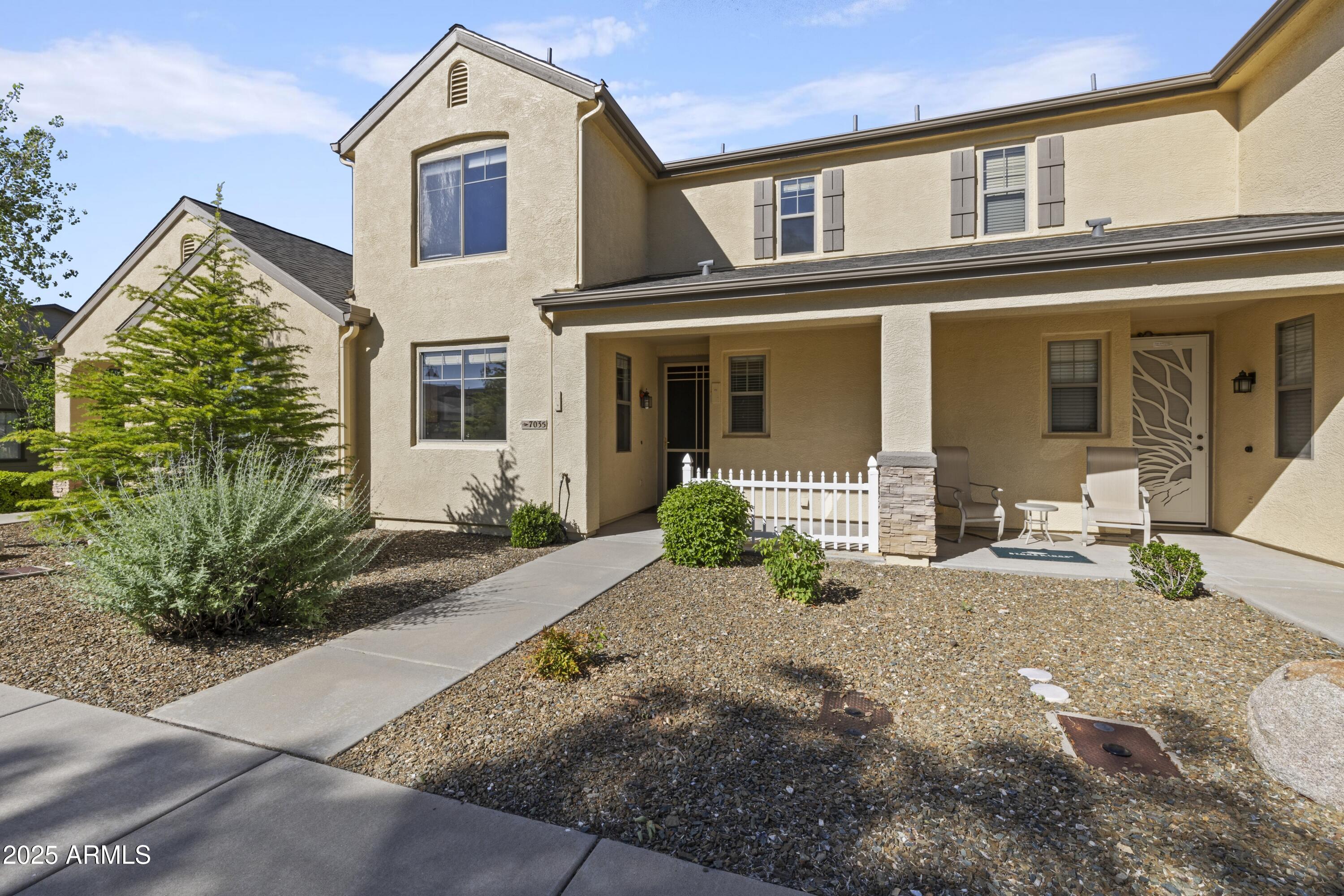 7035 E Lantern Lane W Property Photo 1