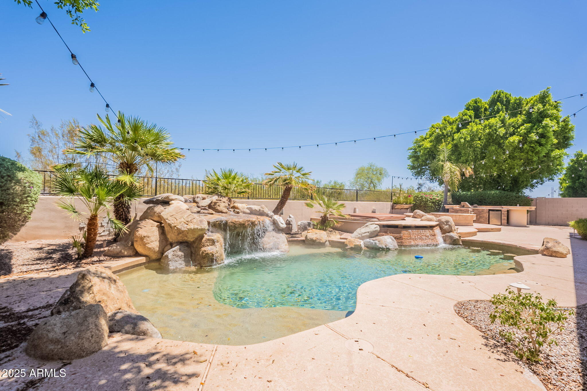 6294 E Wilshire Drive Property Photo 1