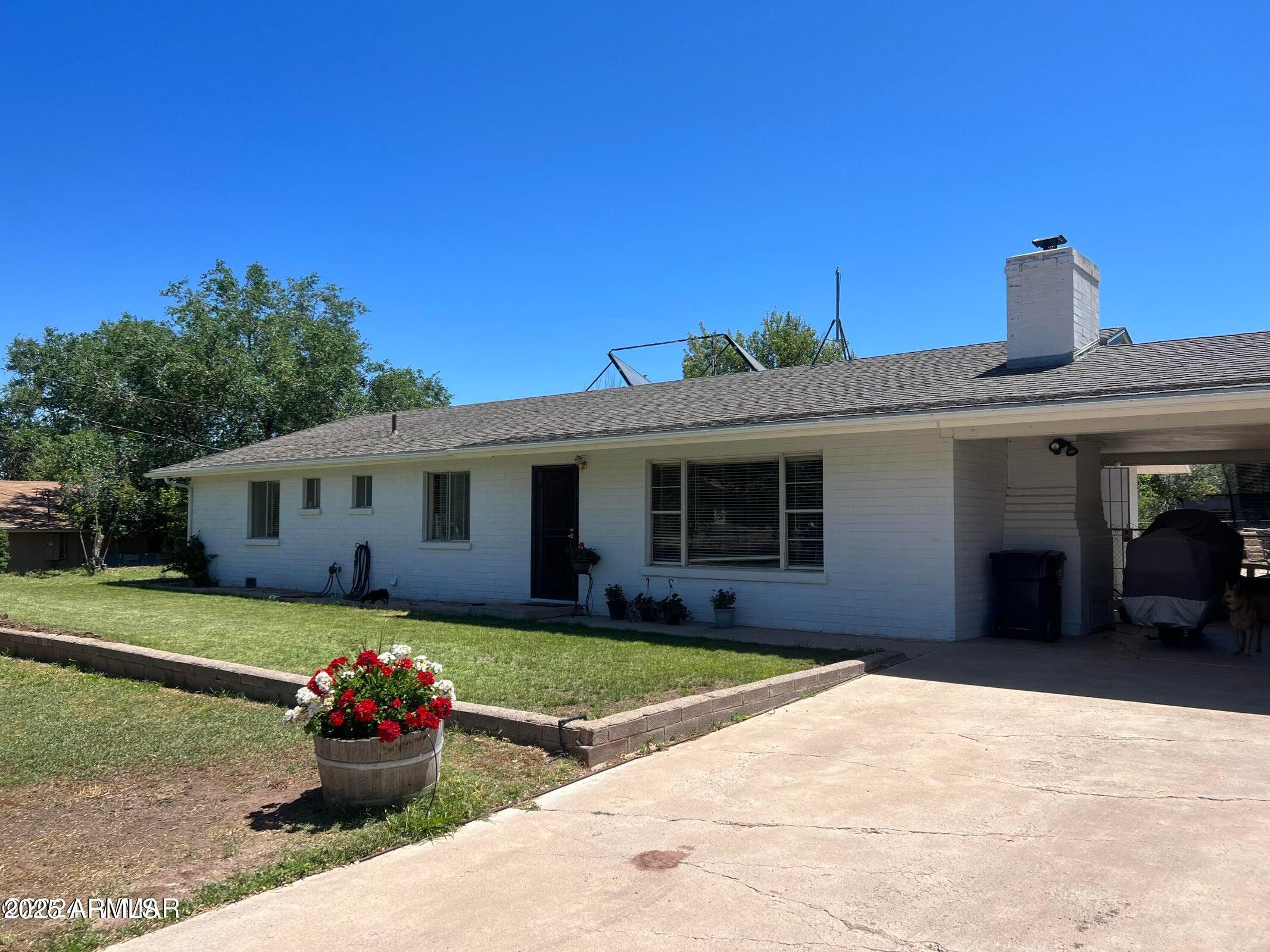 6880613 Property Photo 1