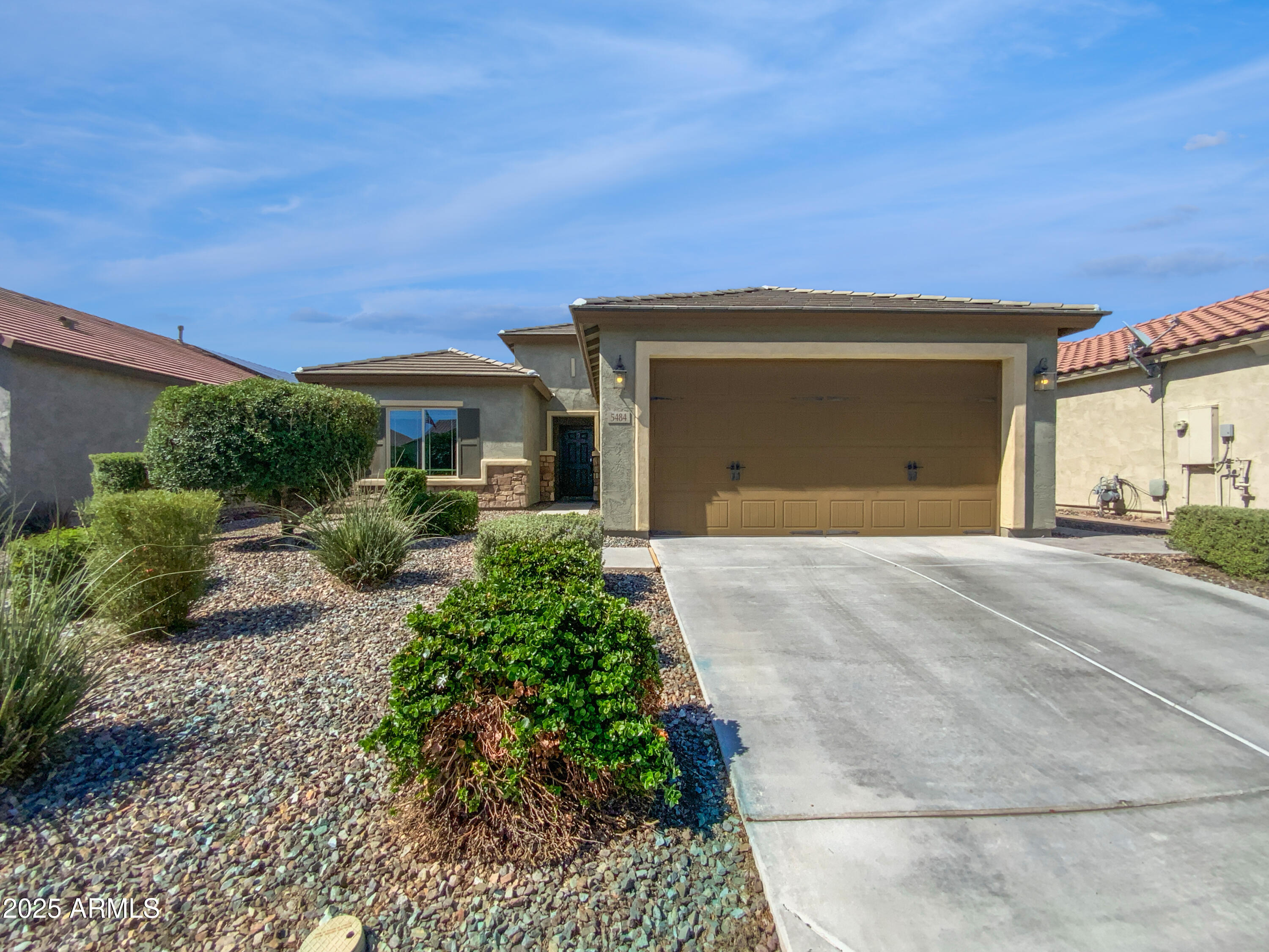 5484 W Heritage Way Property Photo 1