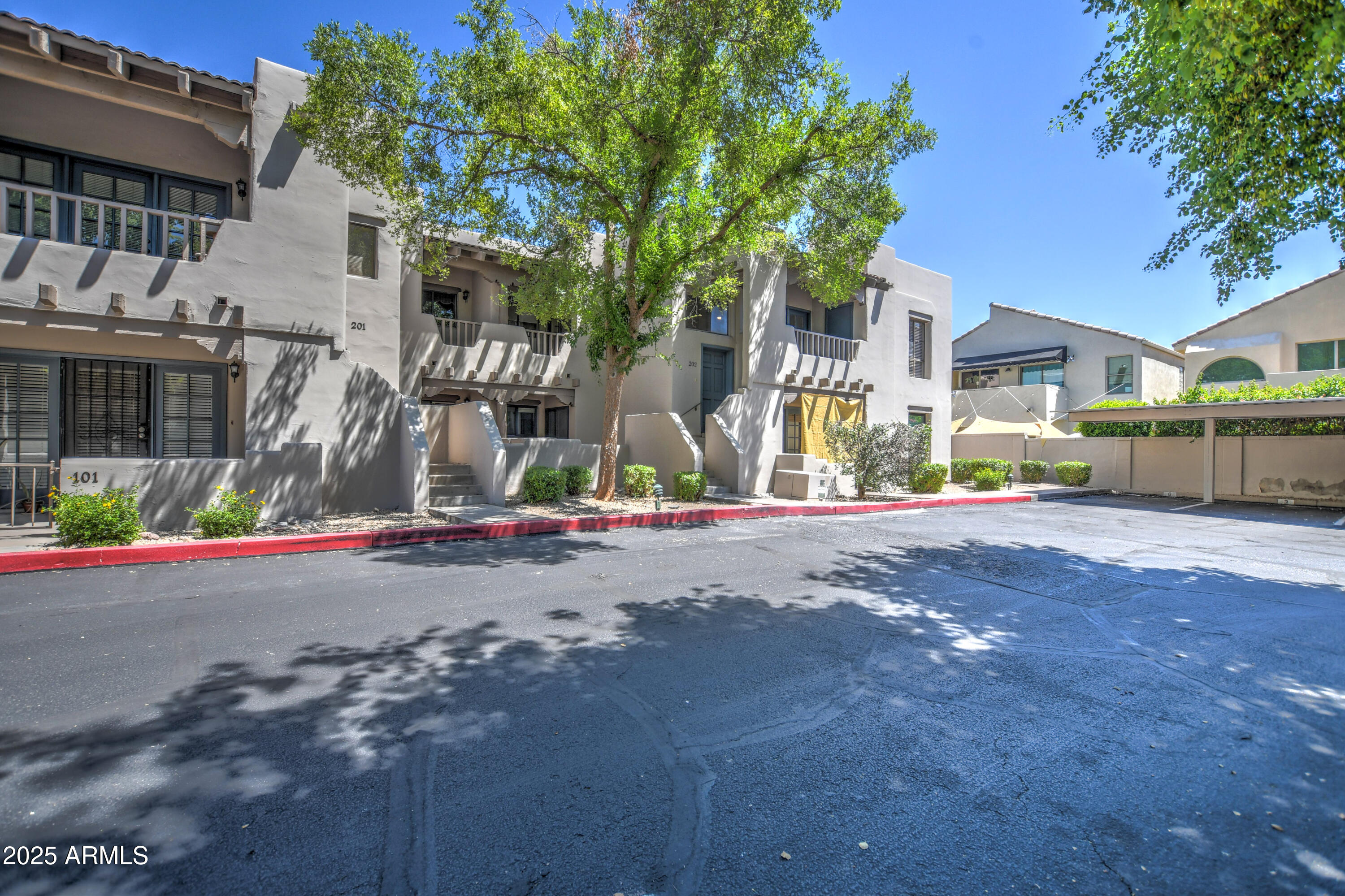 7300 N DREAMY DRAW Drive