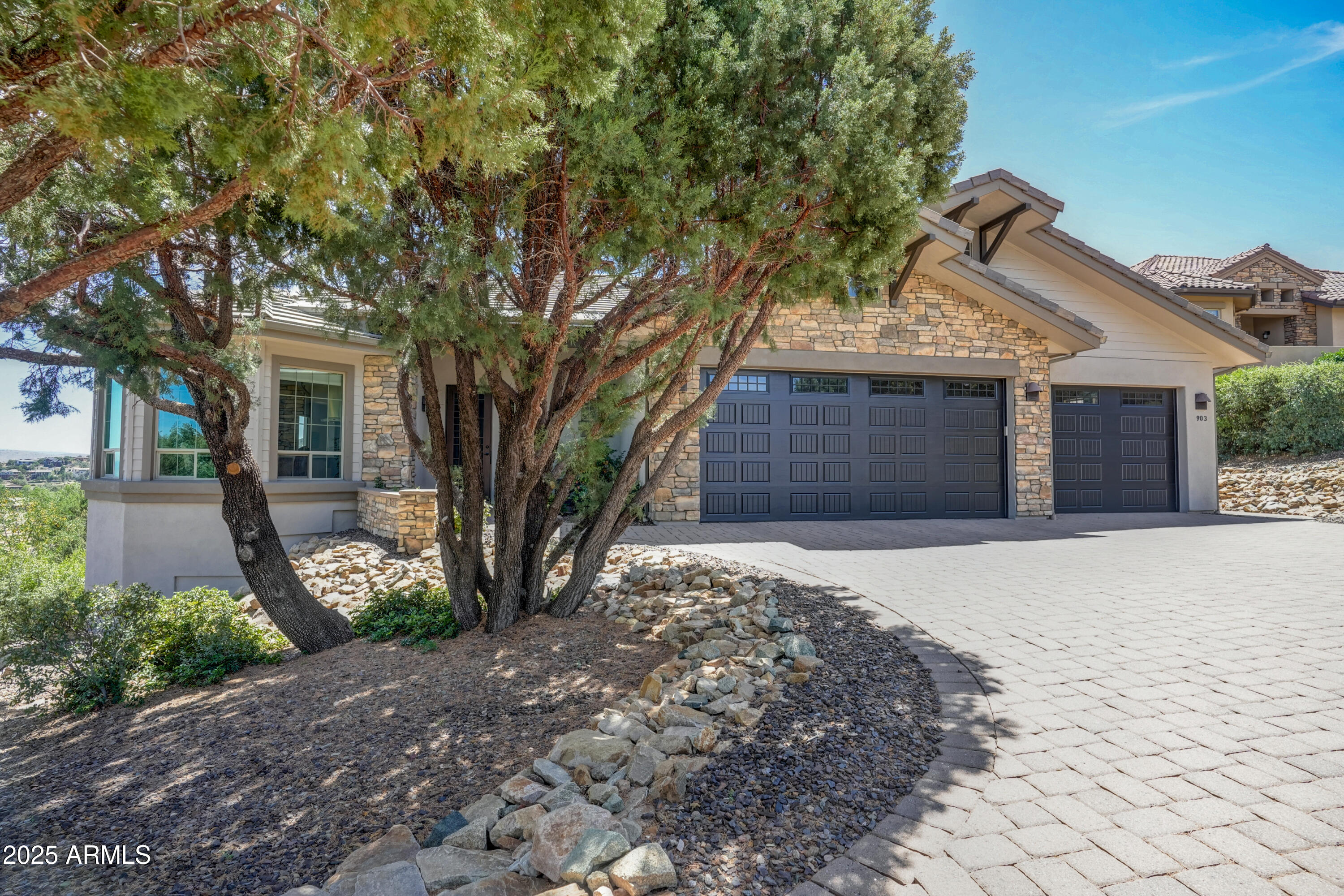 903 Daybreak Drive Property Photo 1