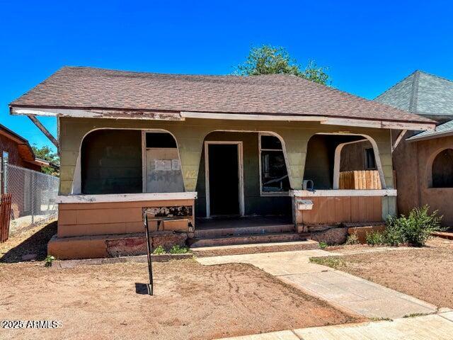 216 W Third Street Property Photo 1