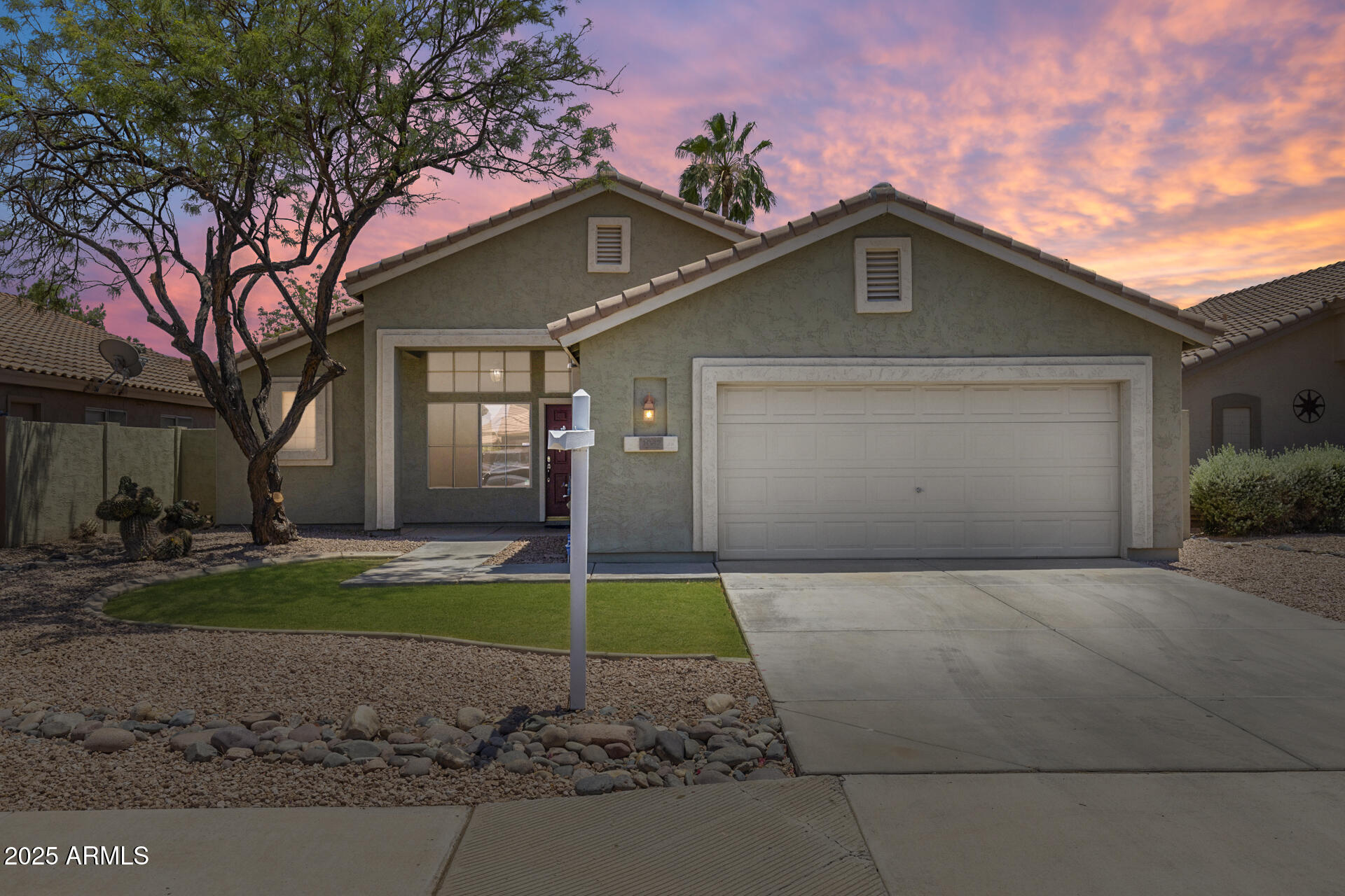 1037 E Baylor Lane Property Photo 1
