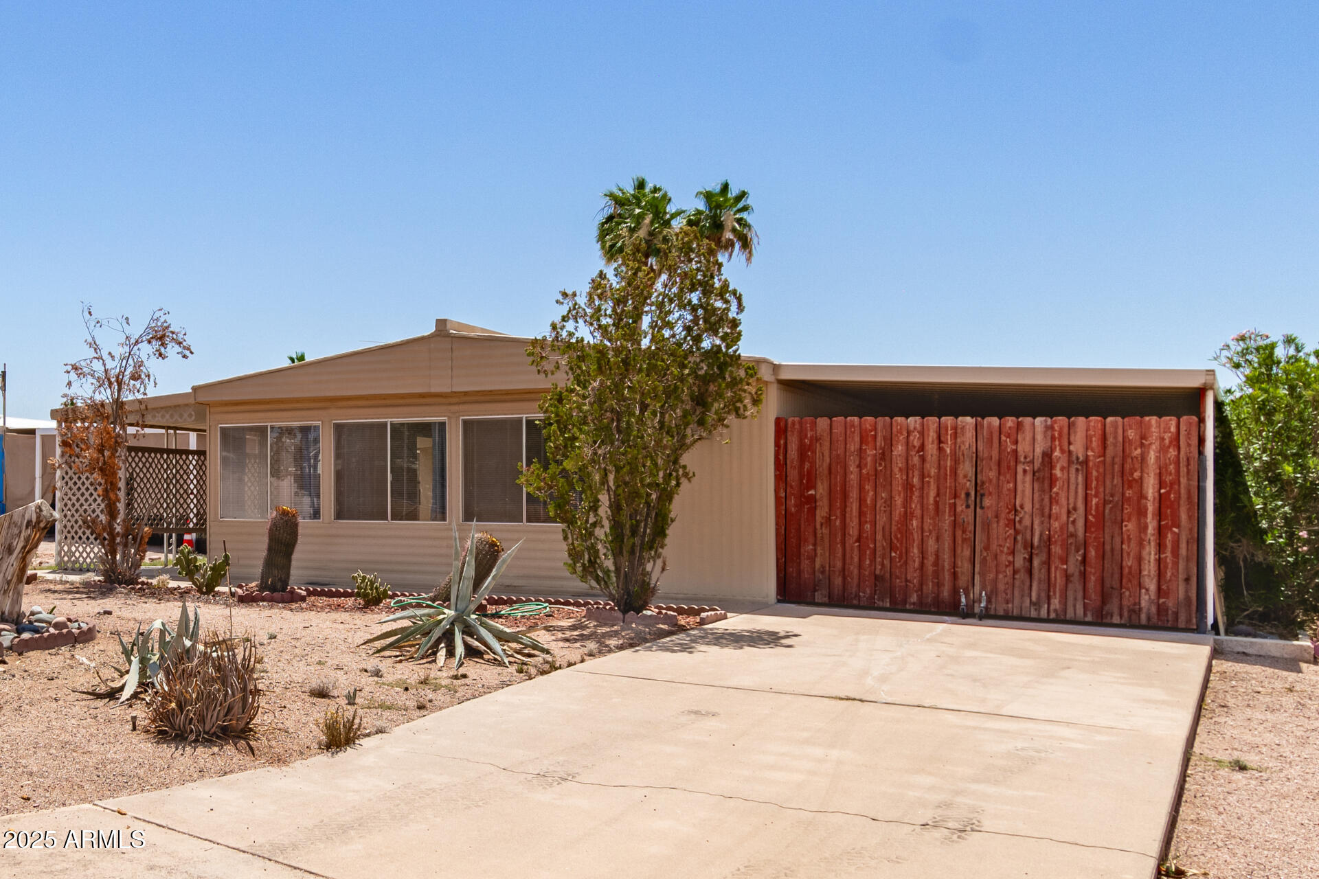 9347 E Edgewood Avenue Property Photo 1