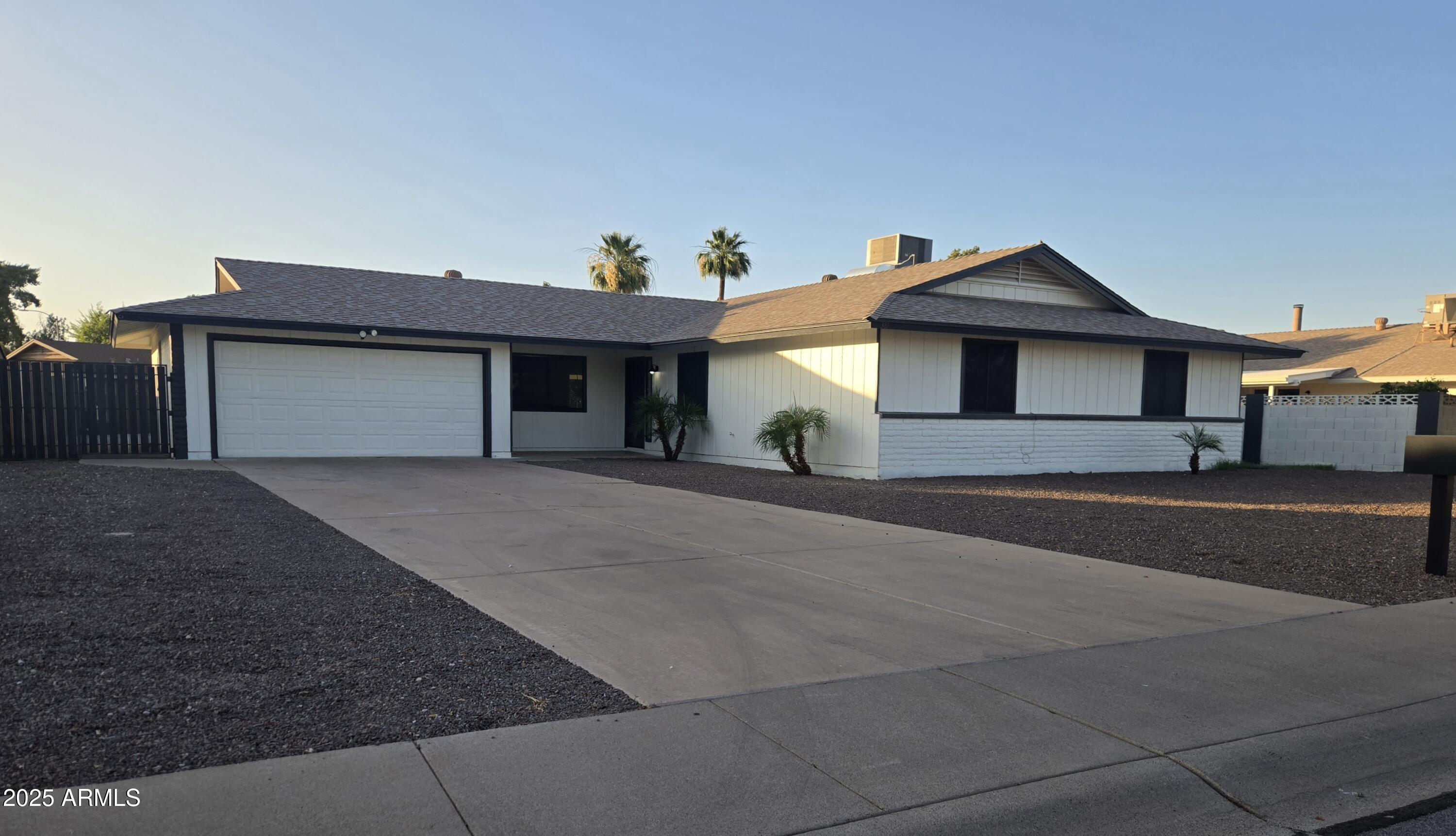 3810 W Yucca Street Property Photo 1