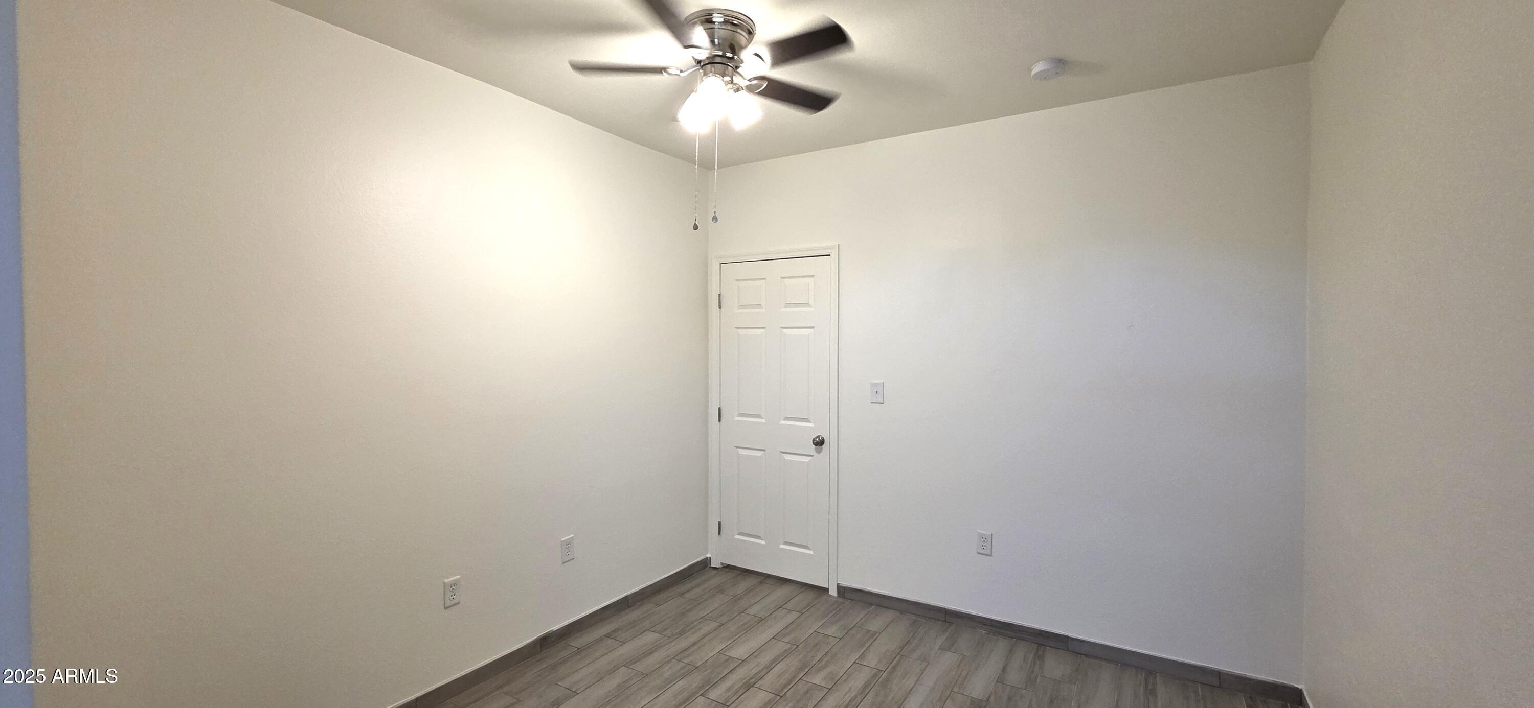 404 E Centre Avenue Property Photo 20