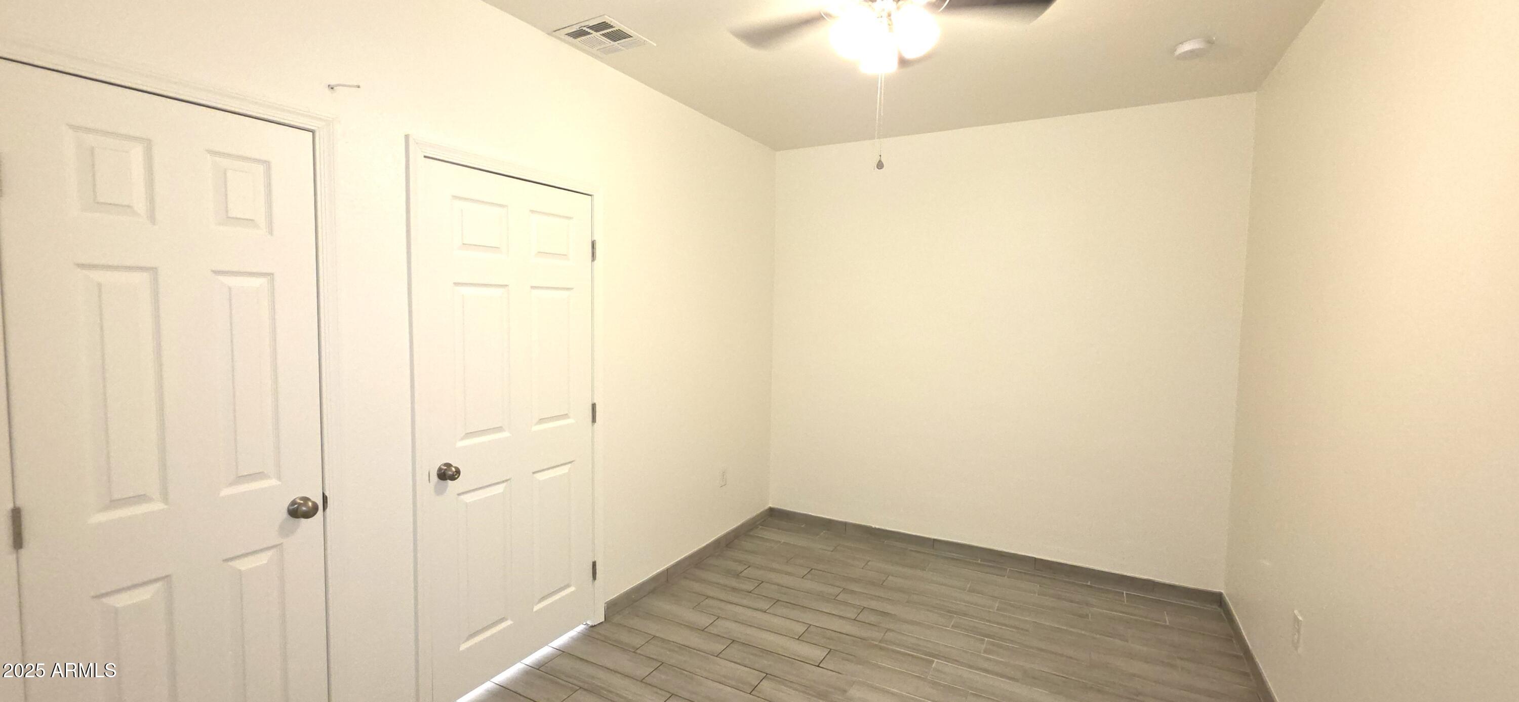 404 E Centre Avenue Property Photo 22