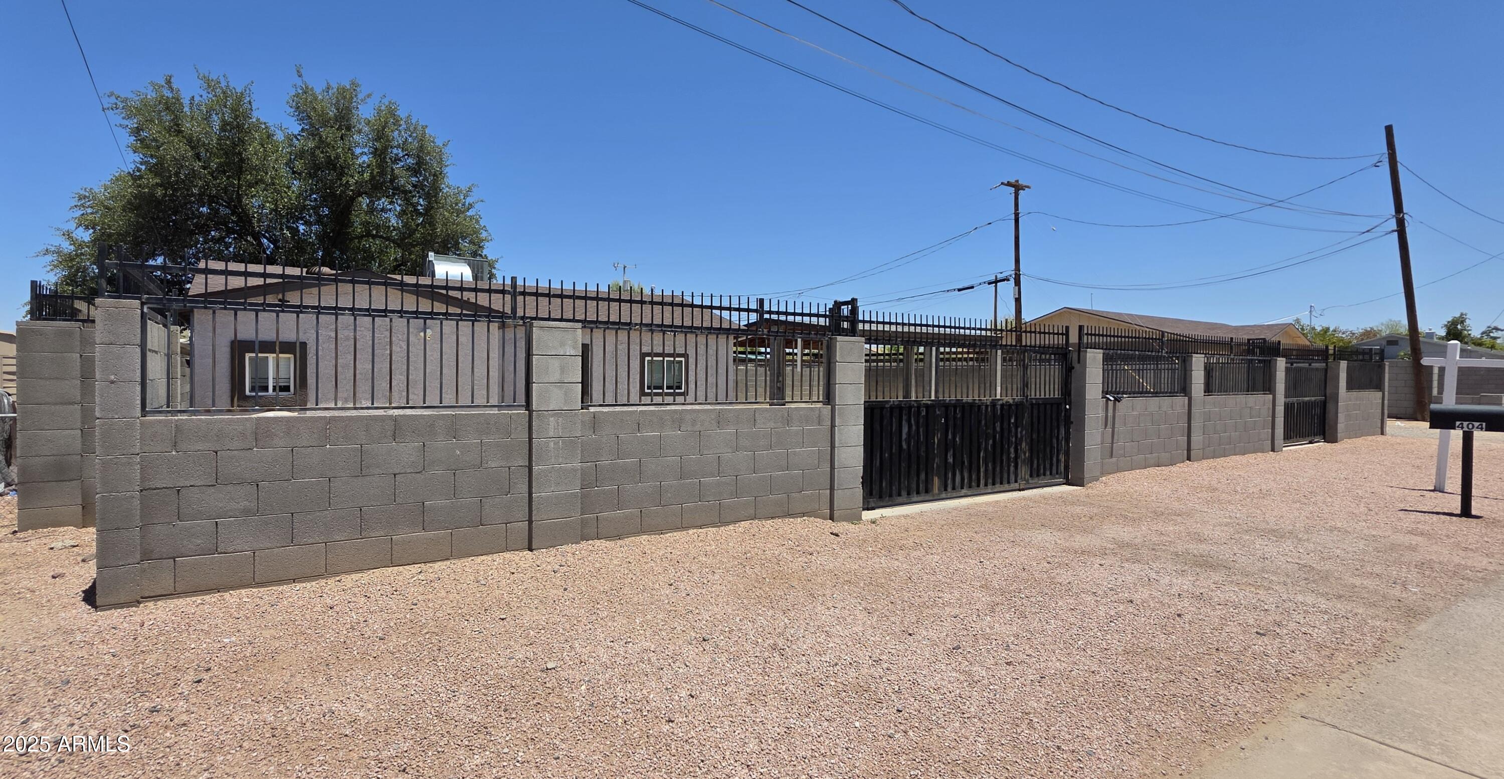 404 E Centre Avenue Property Photo 30