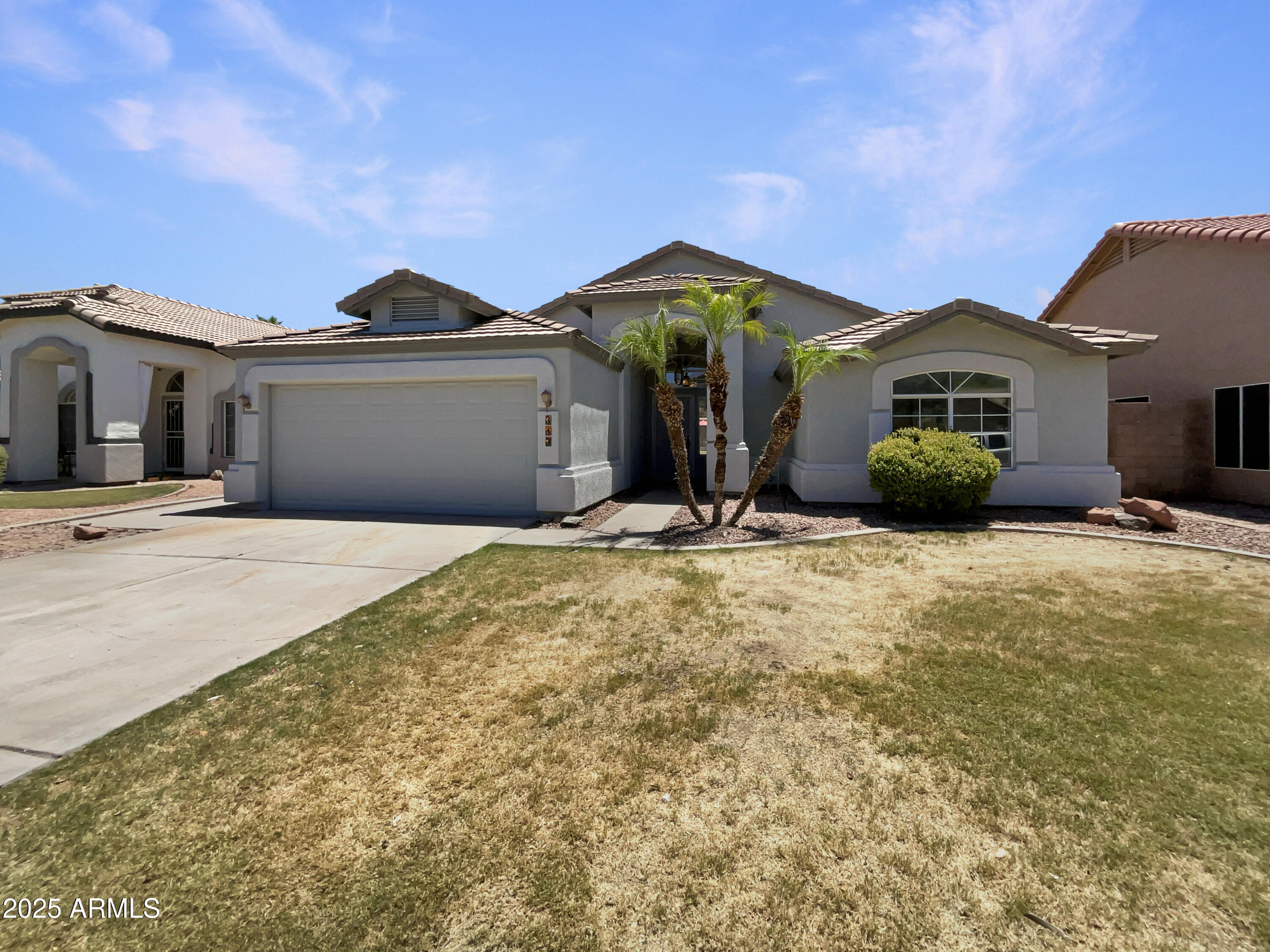 317 E NUNNELEY Road