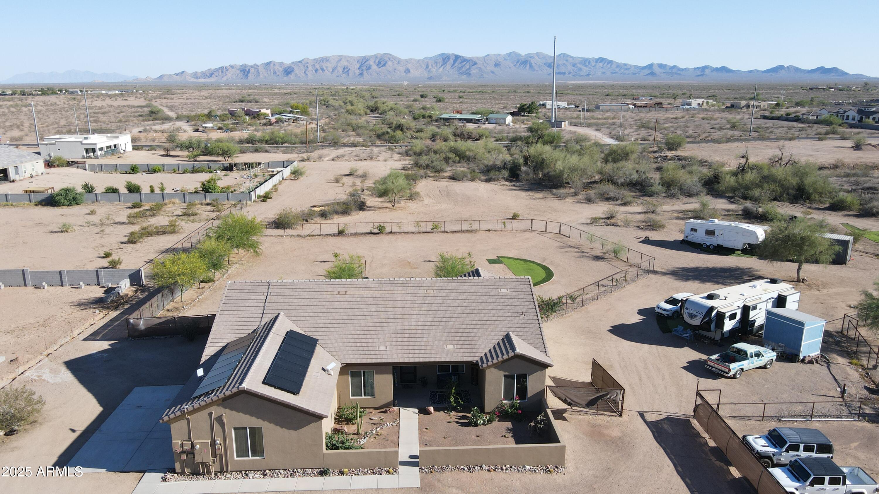 22519 W Mark Lane Property Photo 1