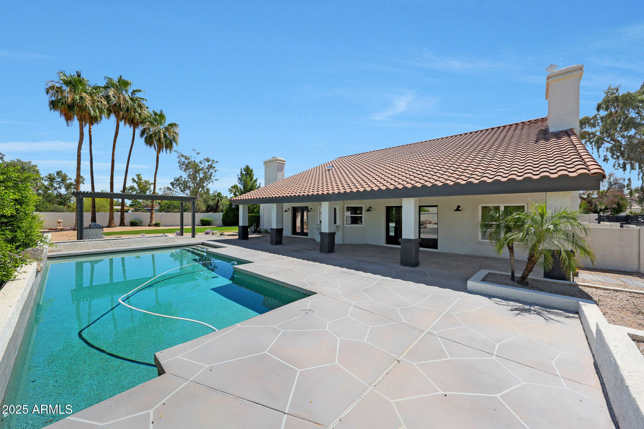 12222 N 74th Street Property Photo 1