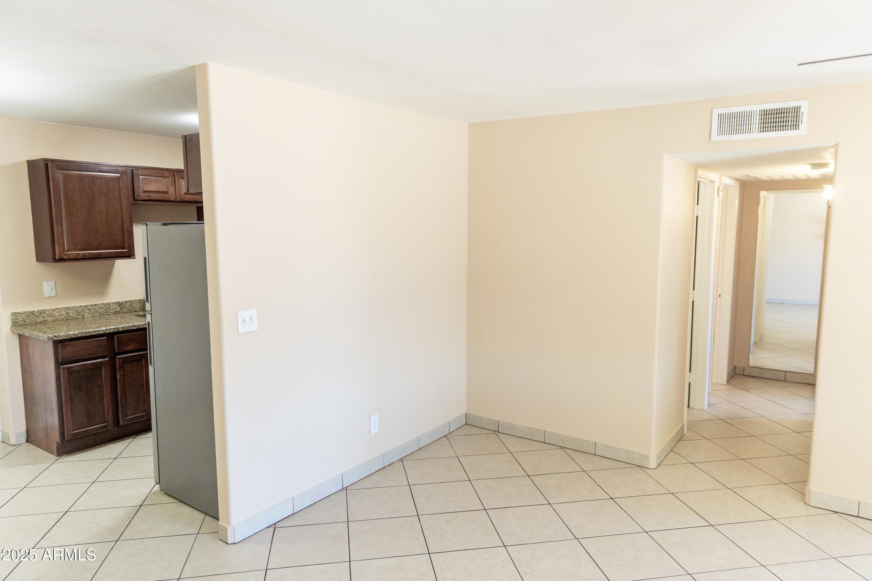 4625 W Thomas Road Property Photo 7