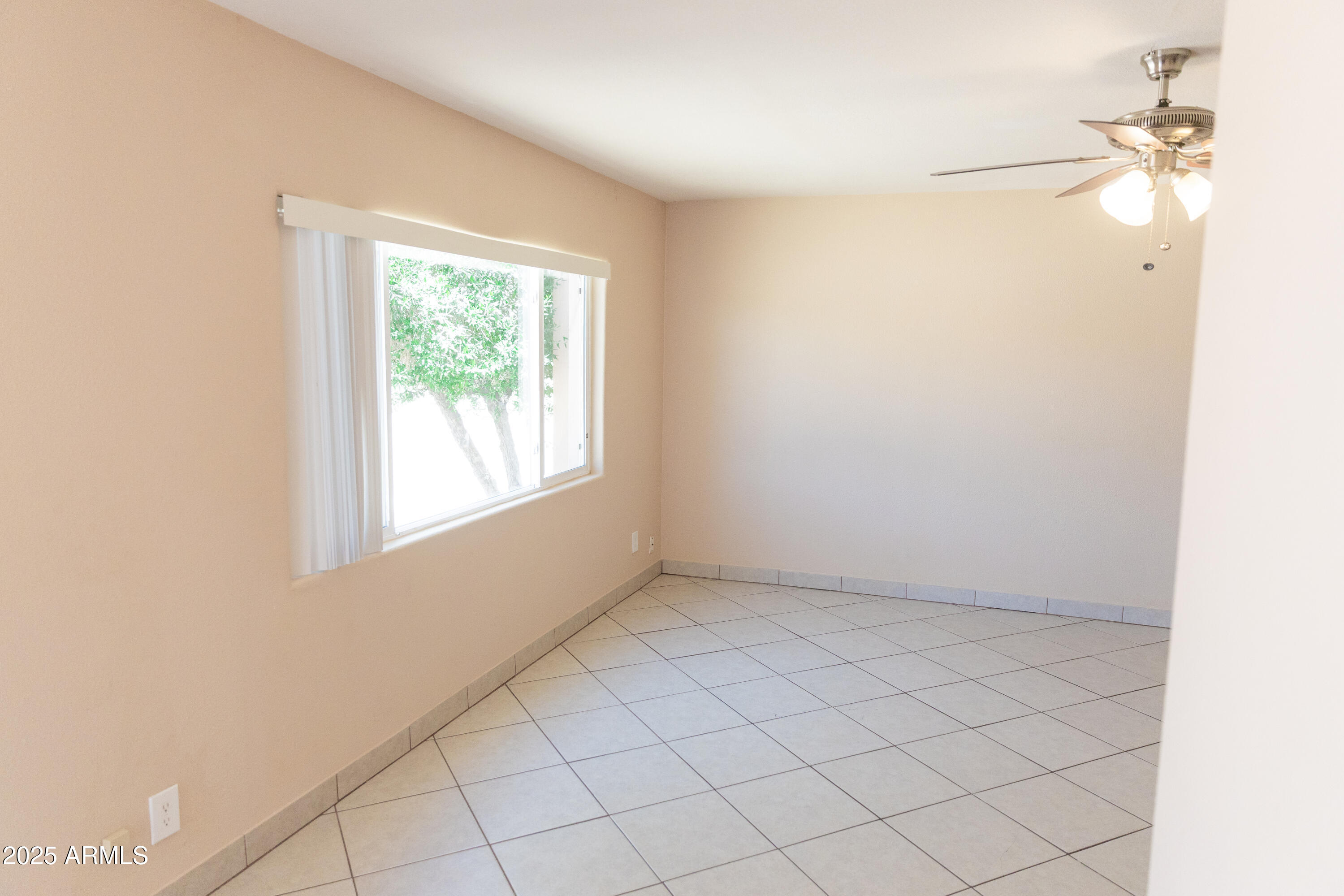 4625 W Thomas Road Property Photo 9