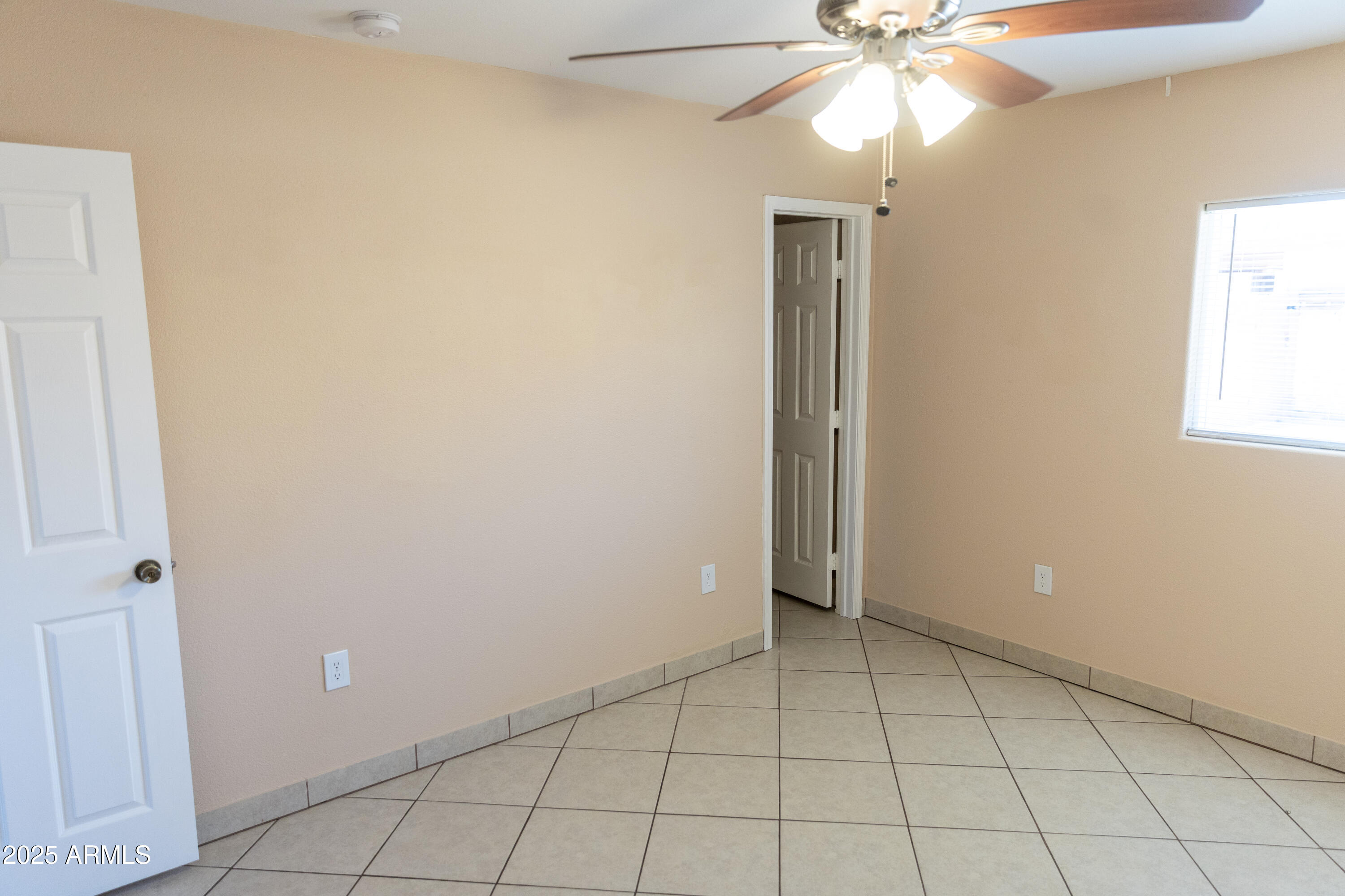 4625 W Thomas Road Property Photo 16