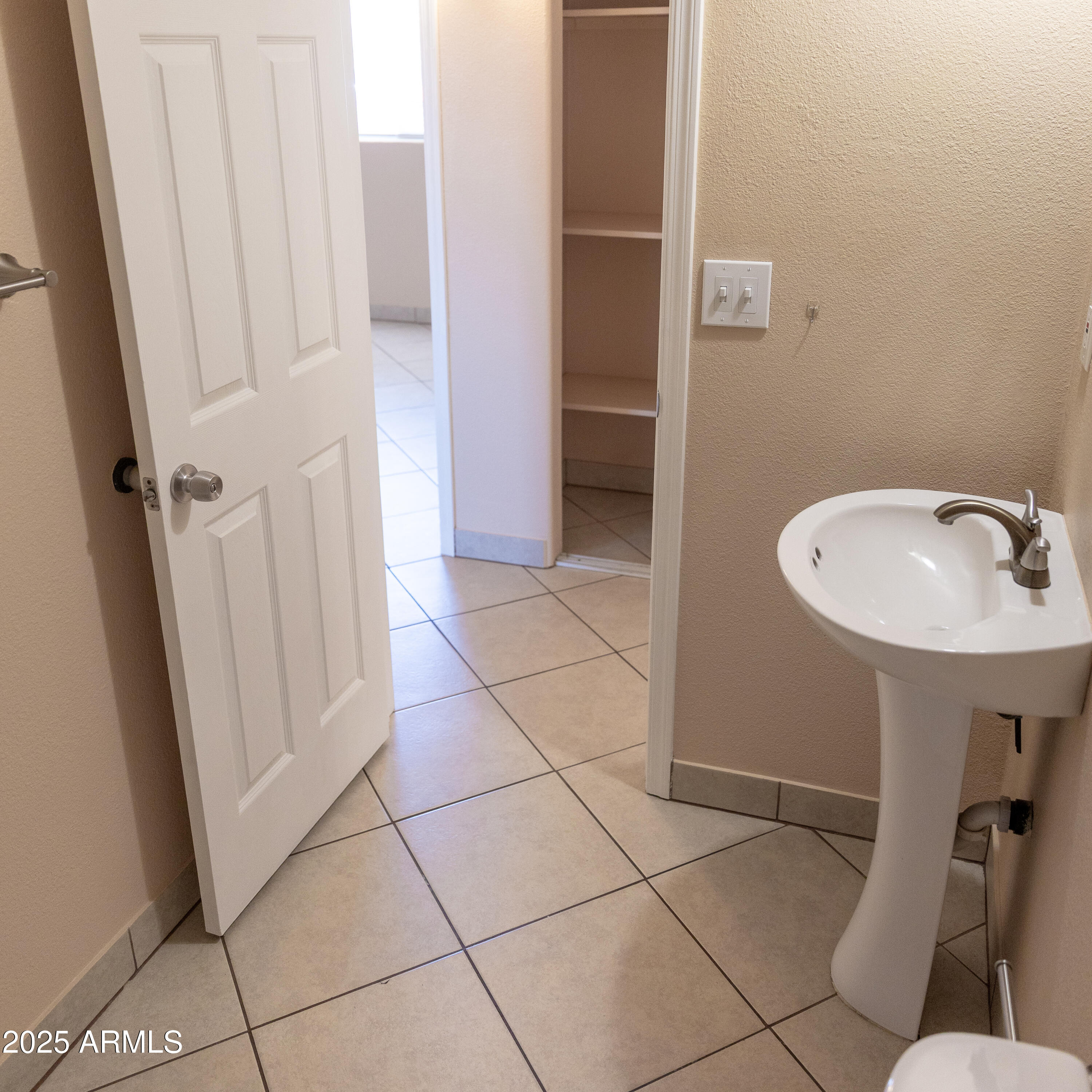 4625 W Thomas Road Property Photo 25