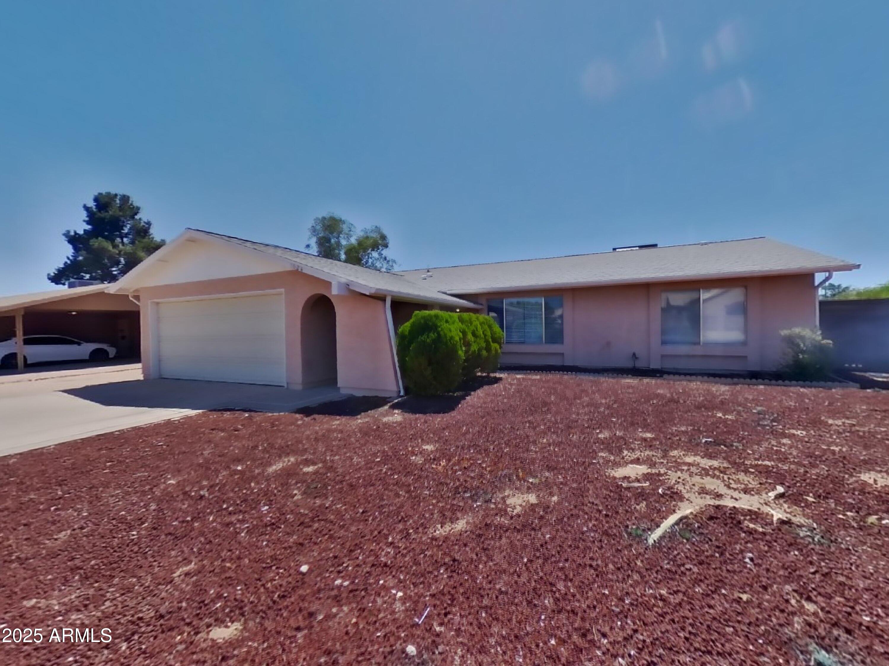 1624 N STERLING
