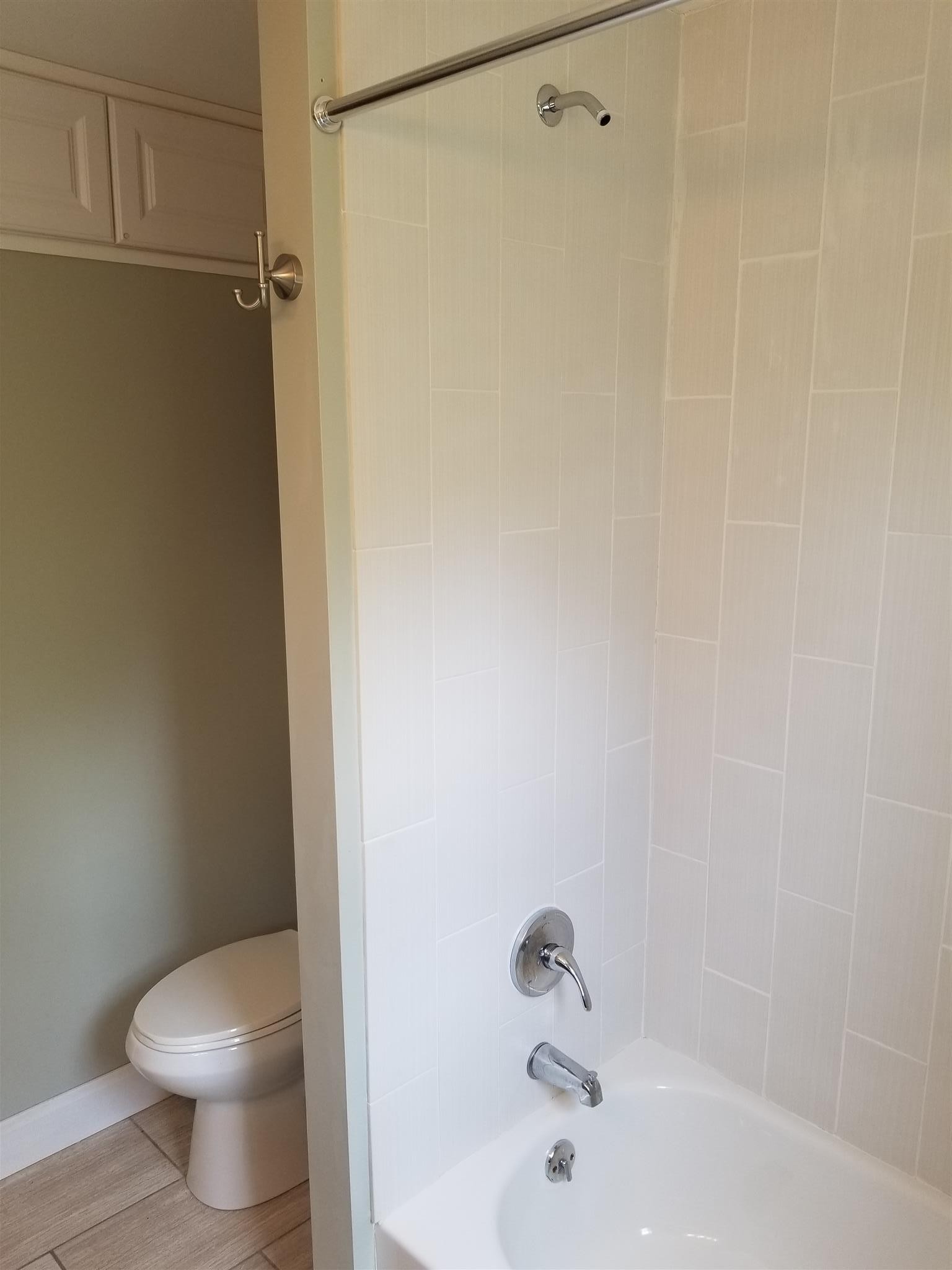 1110 Stratford Ave Property Photo 18