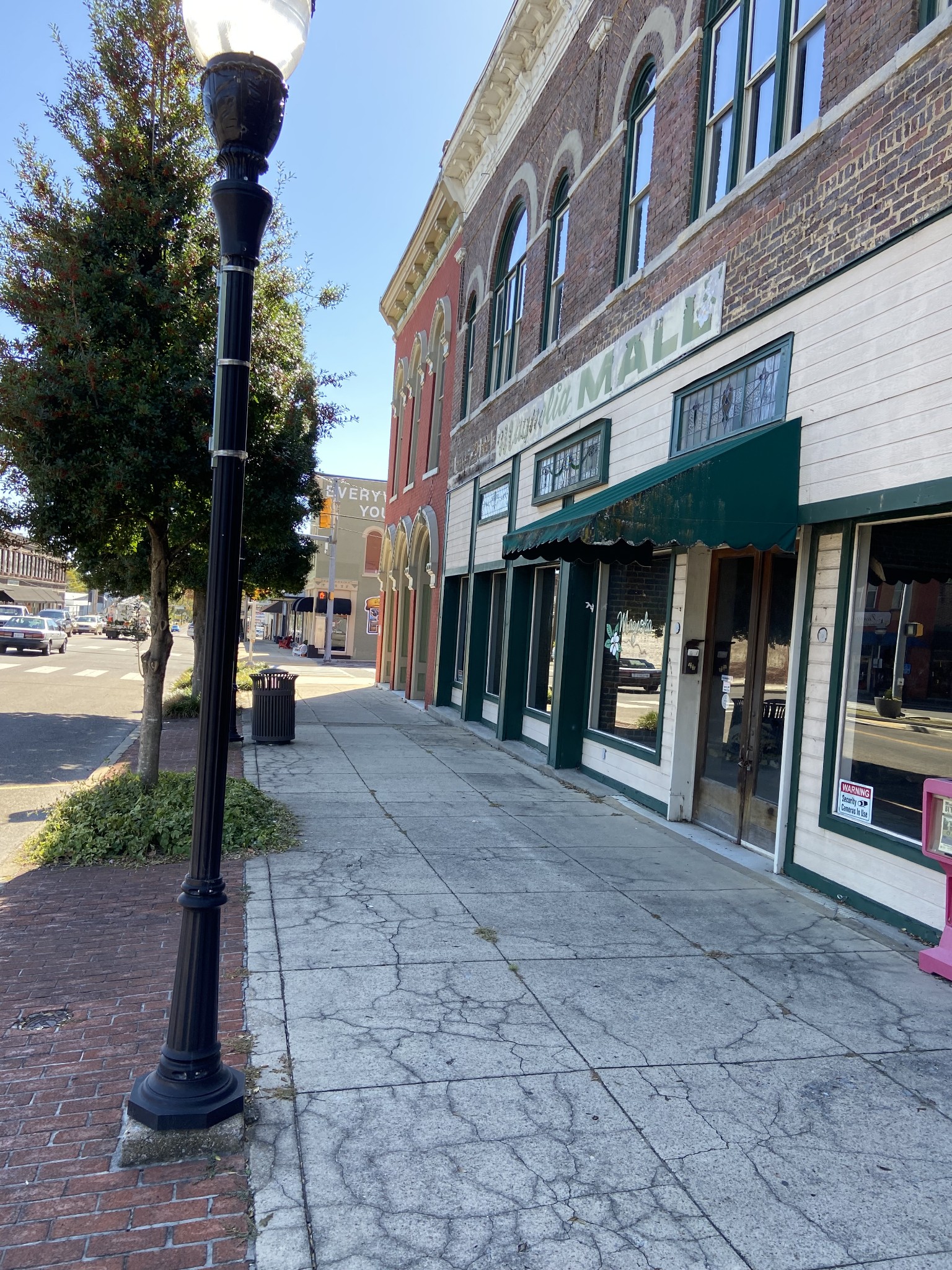 121 Main Avenue, S Property Photo