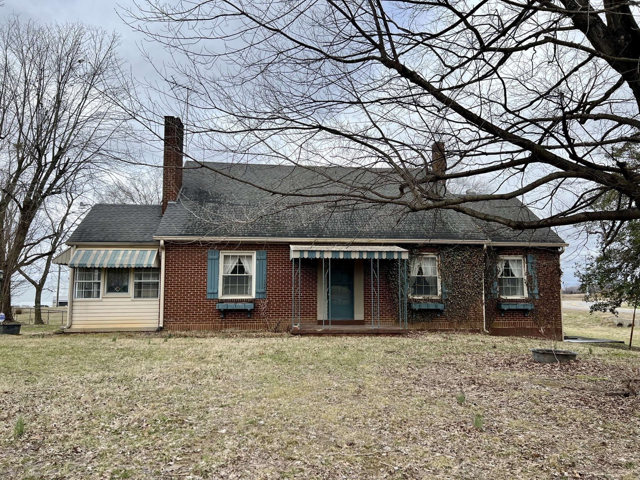 4360 Highway 431 Property Photo 1