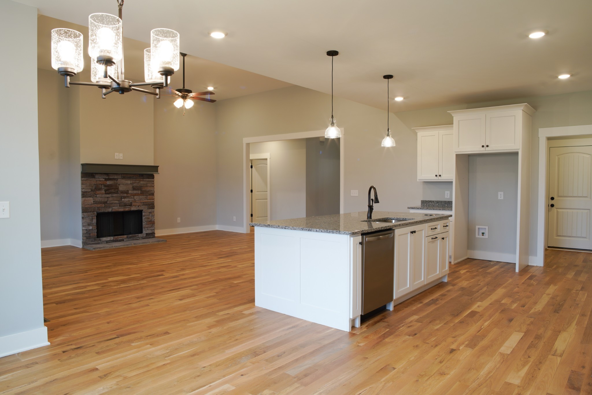1075 Goose Drive Property Photo 3
