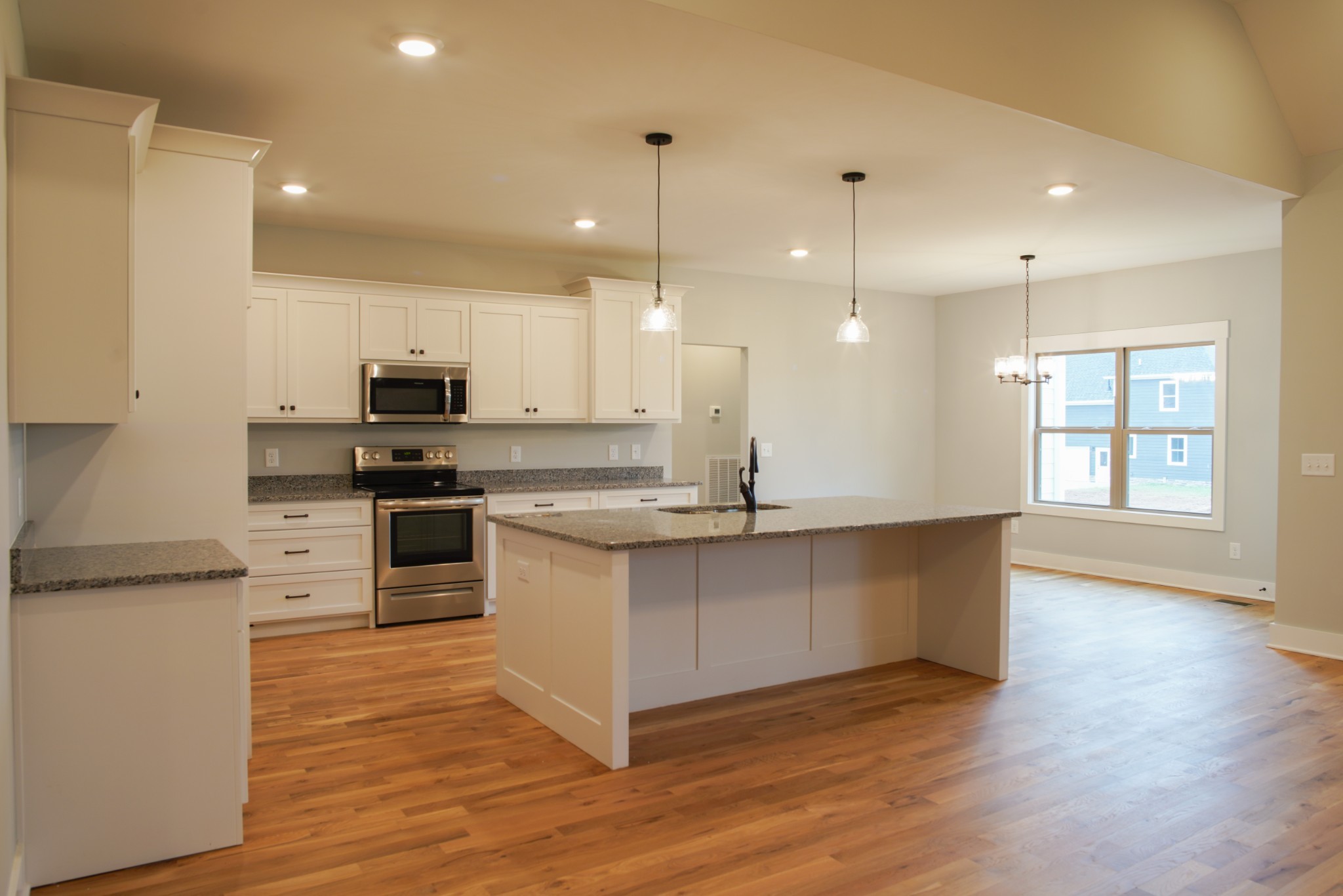 1075 Goose Drive Property Photo 4